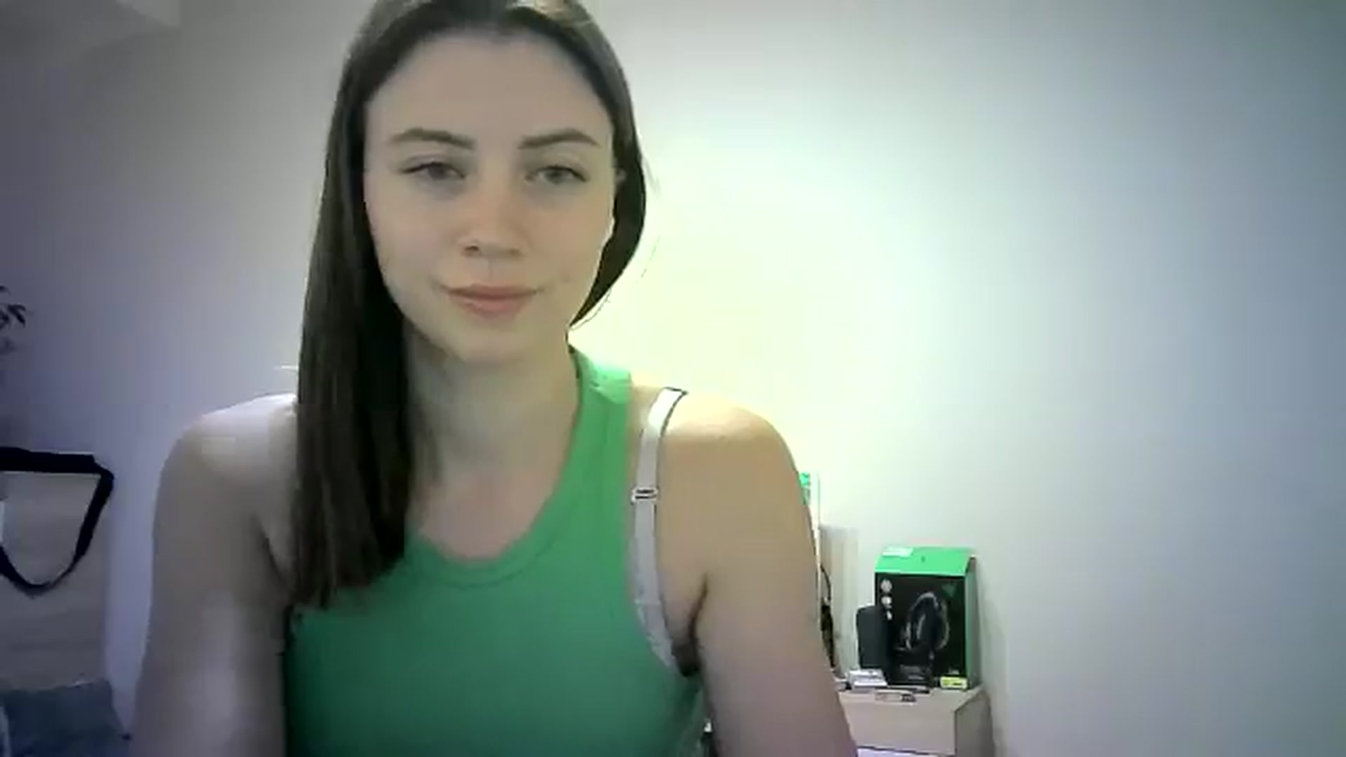 Gallery image thumbnail from Sulfate0's myfreecams stream on, 06/09/2024, 11:58 image 4 of 20