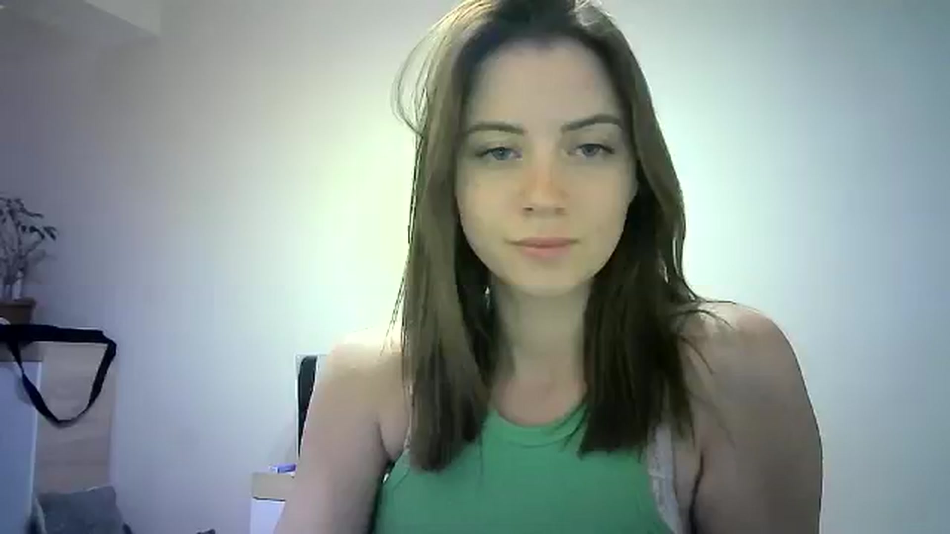 Gallery image thumbnail from Sulfate0's myfreecams stream on, 06/09/2024, 12:20 image 1 of 20