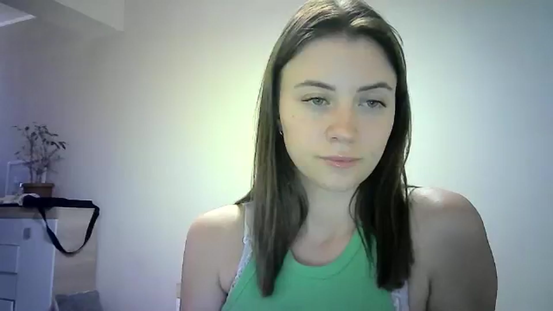 Gallery image thumbnail from Sulfate0's myfreecams stream on, 06/09/2024, 12:20 image 12 of 20