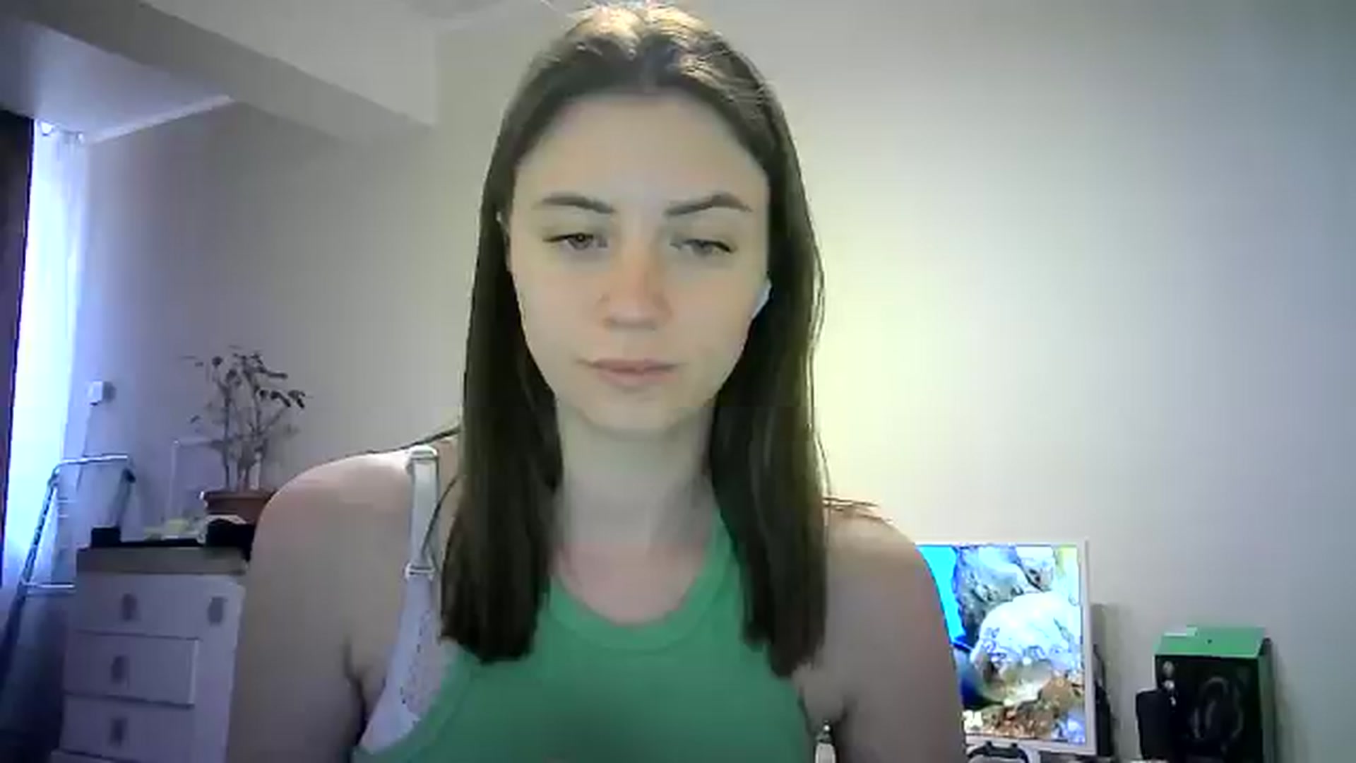 Gallery image thumbnail from Sulfate0's myfreecams stream on, 06/09/2024, 13:33 image 14 of 20