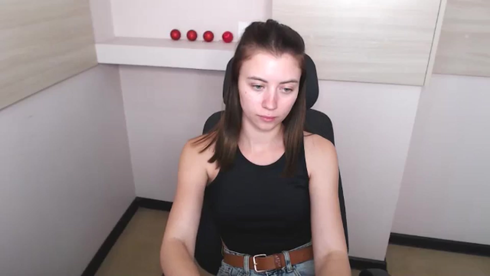 Gallery image thumbnail from Sulfate0's myfreecams stream on, 06/10/2024, 10:02 image 6 of 20