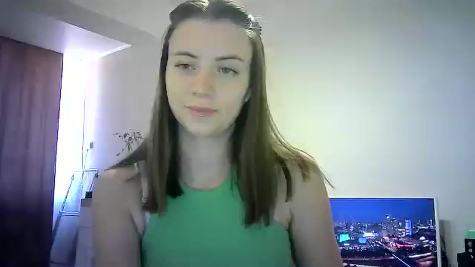 Gallery image thumbnail from Sulfate0's myfreecams stream on, 06/11/2024, 08:41 image 14 of 20