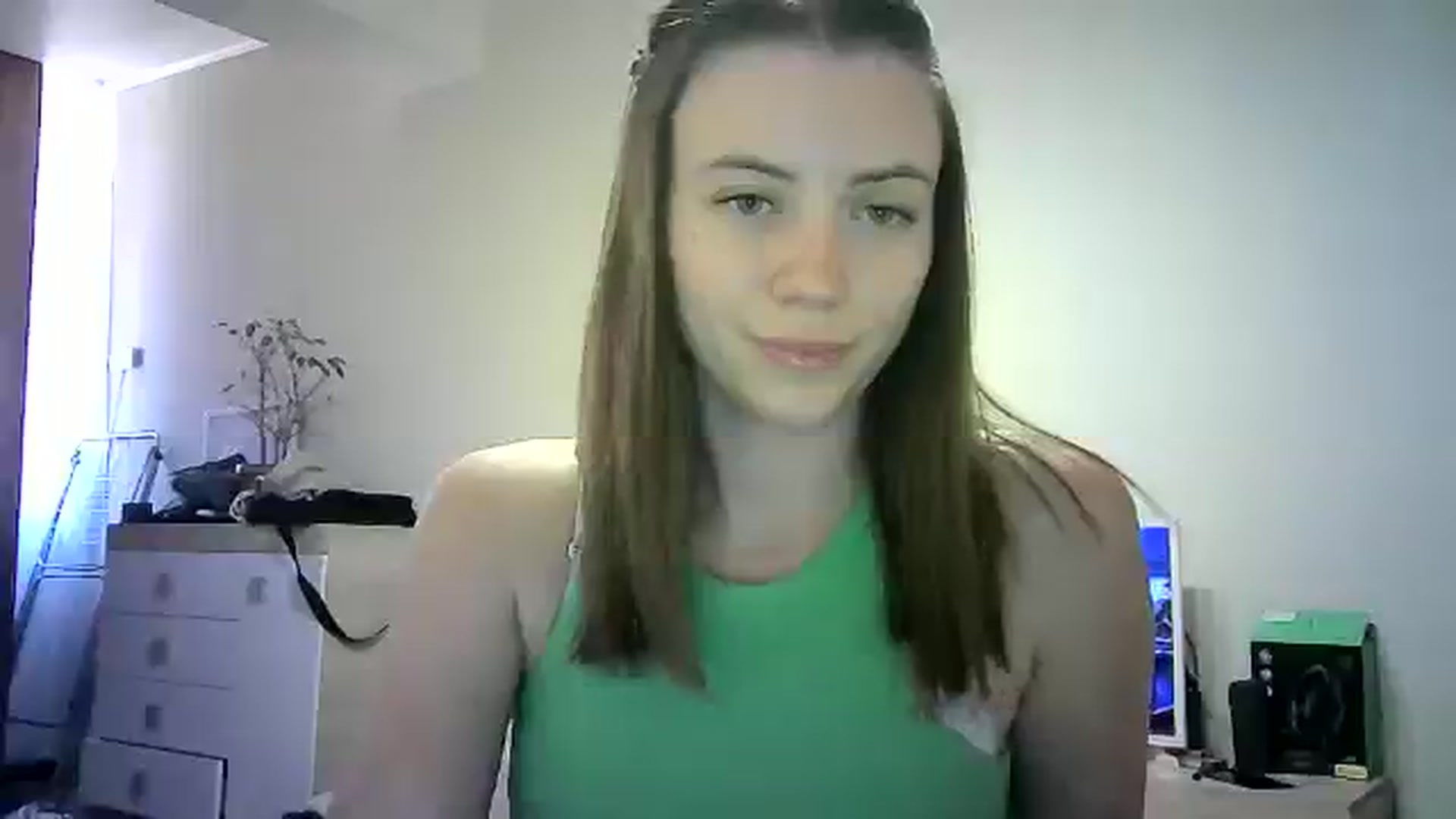 Gallery image thumbnail from Sulfate0's myfreecams stream on, 06/11/2024, 09:32 image 14 of 20