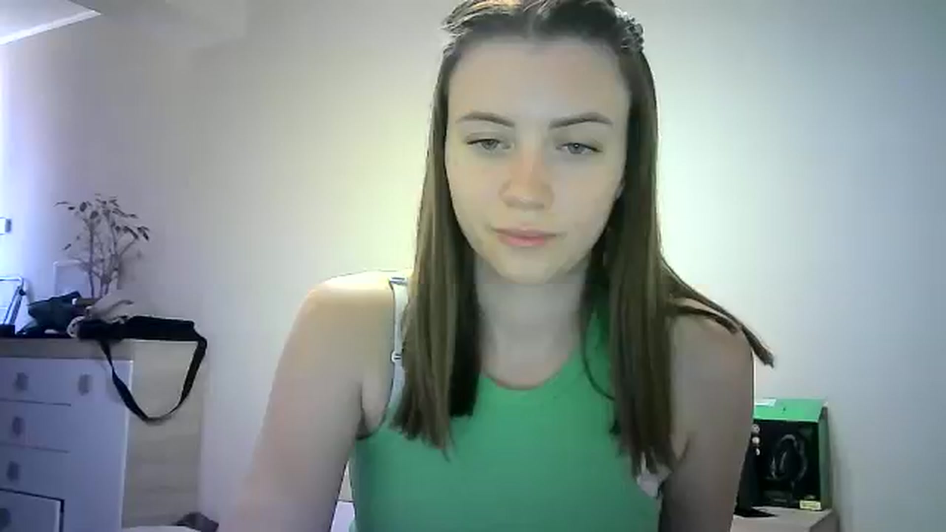 Gallery image thumbnail from Sulfate0's myfreecams stream on, 06/11/2024, 10:26 image 3 of 20