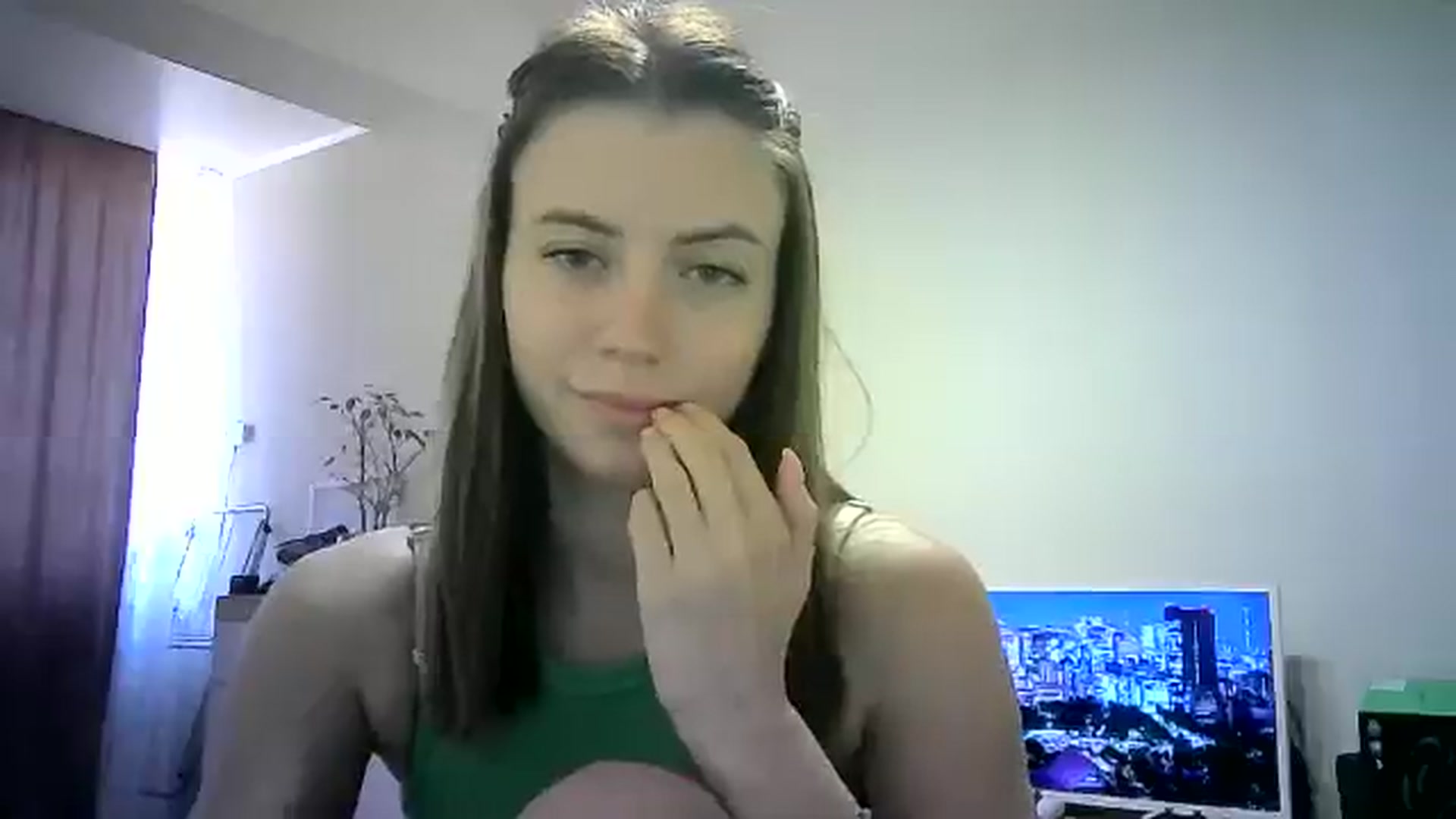 Gallery image thumbnail from Sulfate0's myfreecams stream on, 06/11/2024, 10:54 image 17 of 20