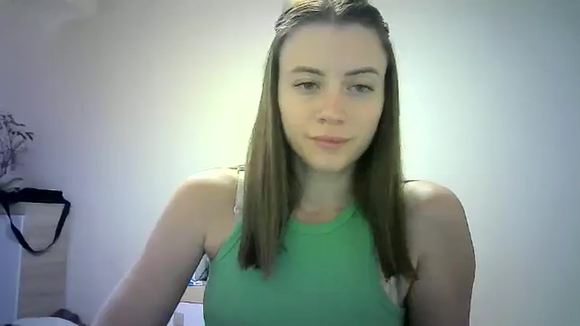 Gallery image thumbnail from Sulfate0's myfreecams stream on, 06/11/2024, 11:23 image 12 of 20
