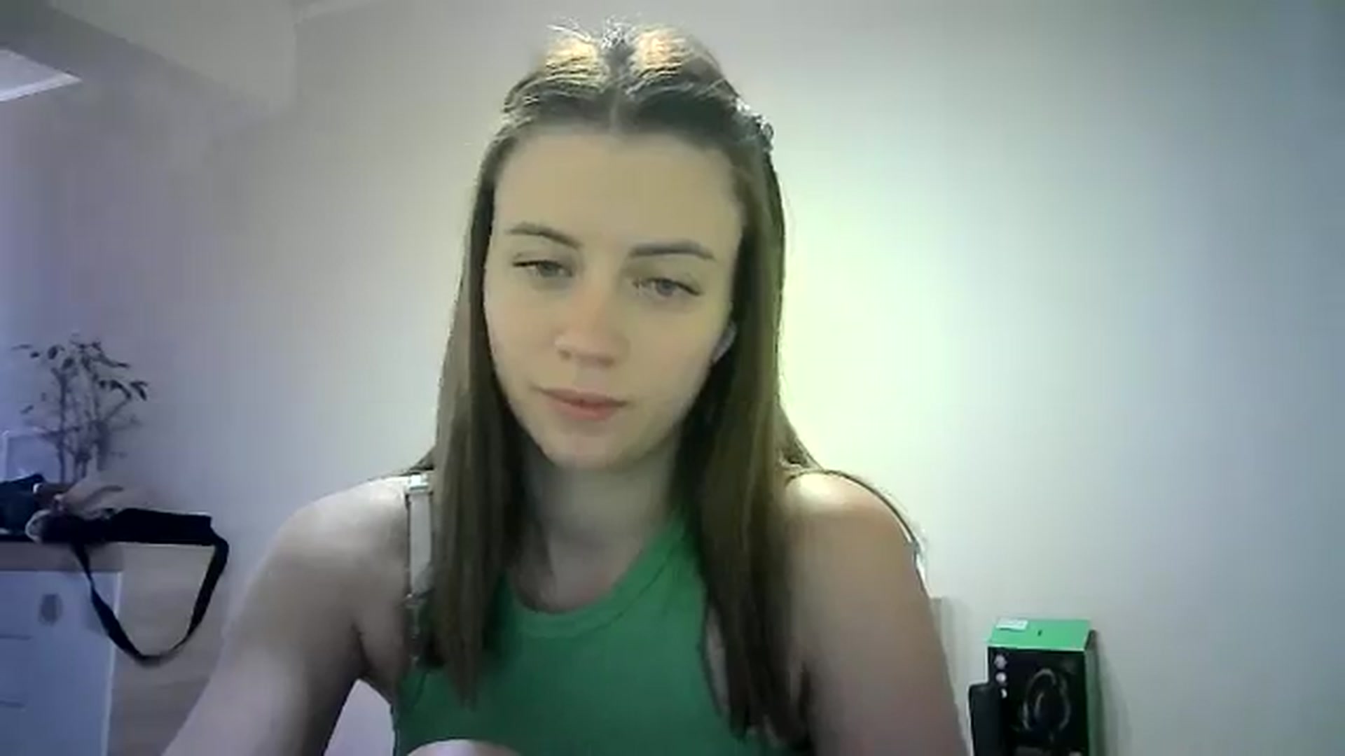 Gallery image thumbnail from Sulfate0's myfreecams stream on, 06/11/2024, 11:23 image 11 of 20