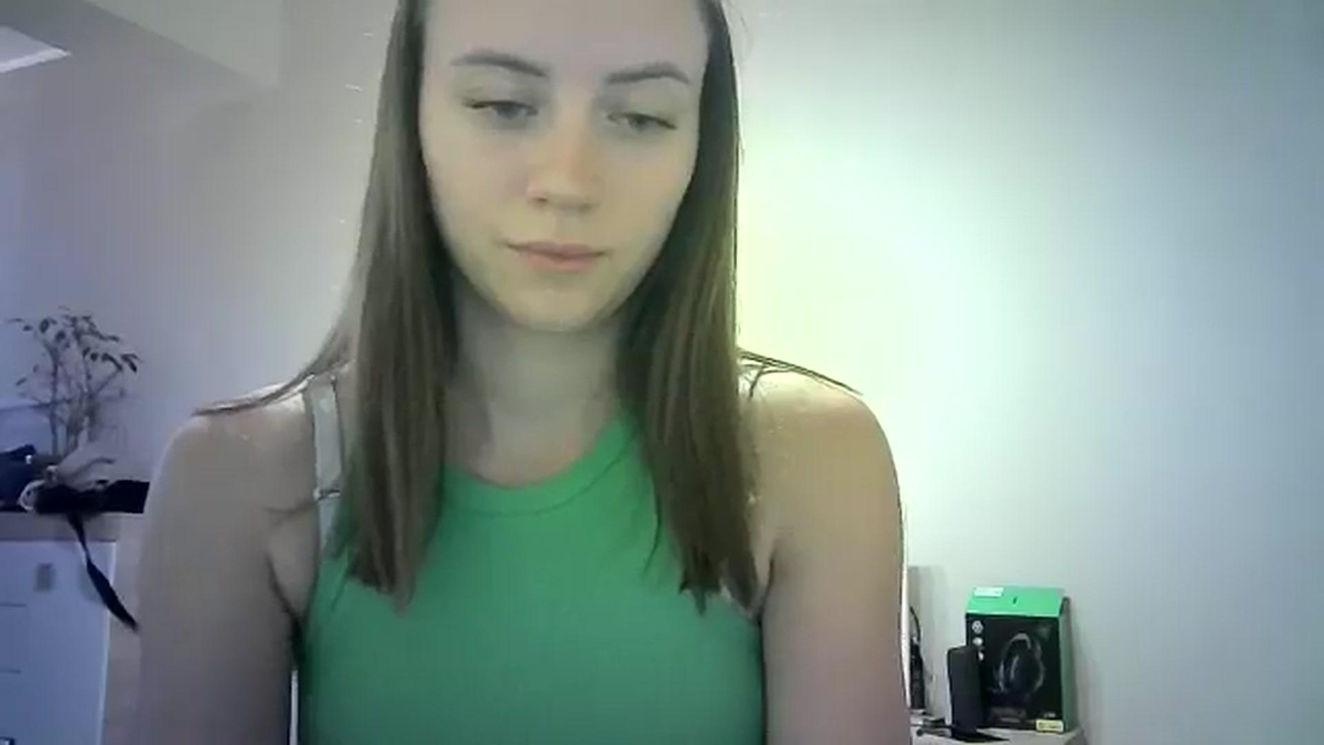 Gallery image thumbnail from Sulfate0's myfreecams stream on, 06/11/2024, 11:50 image 19 of 20