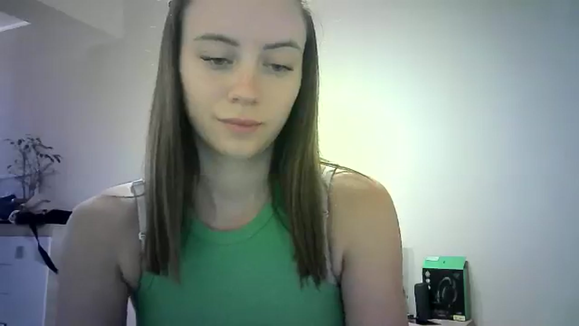 Gallery image thumbnail from Sulfate0's myfreecams stream on, 06/11/2024, 11:50 image 20 of 20