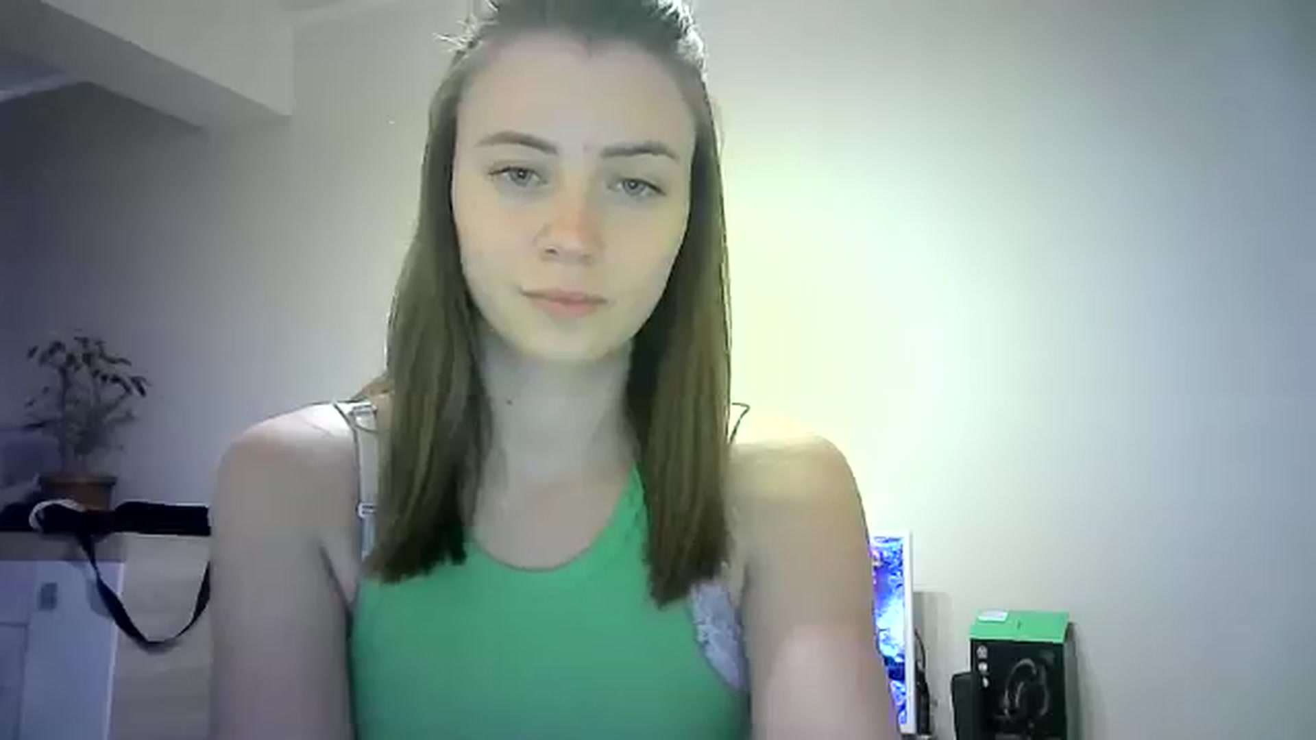 Gallery image thumbnail from Sulfate0's myfreecams stream on, 06/14/2024, 11:45 image 15 of 20