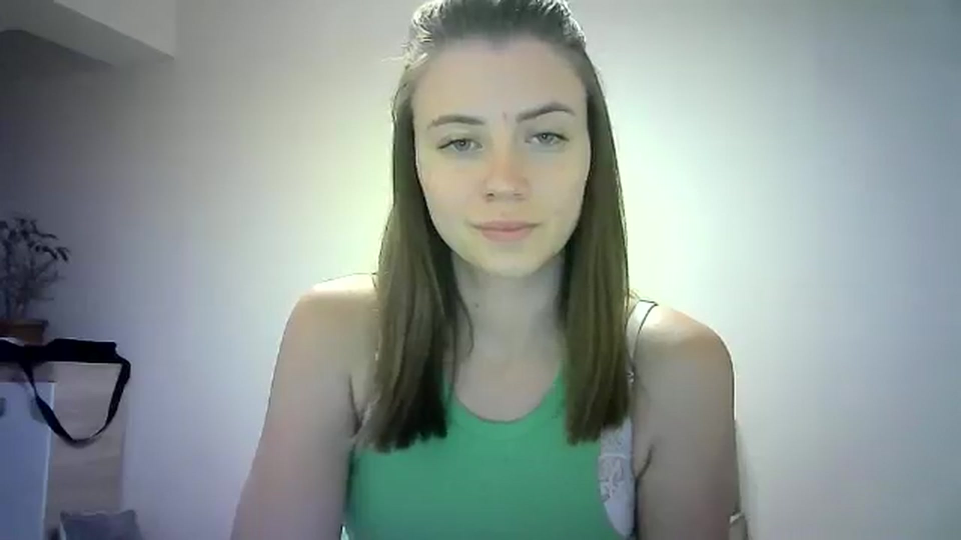 Gallery image thumbnail from Sulfate0's myfreecams stream on, 06/14/2024, 11:45 image 14 of 20