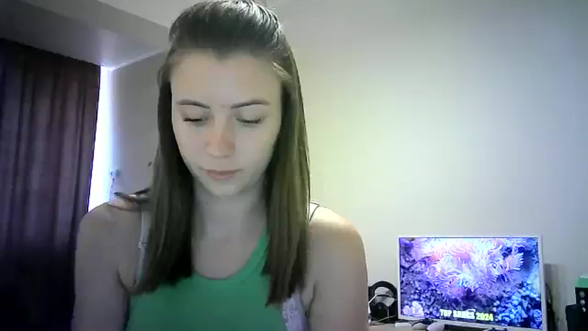 Gallery image thumbnail from Sulfate0's myfreecams stream on, 06/14/2024, 11:45 image 9 of 20