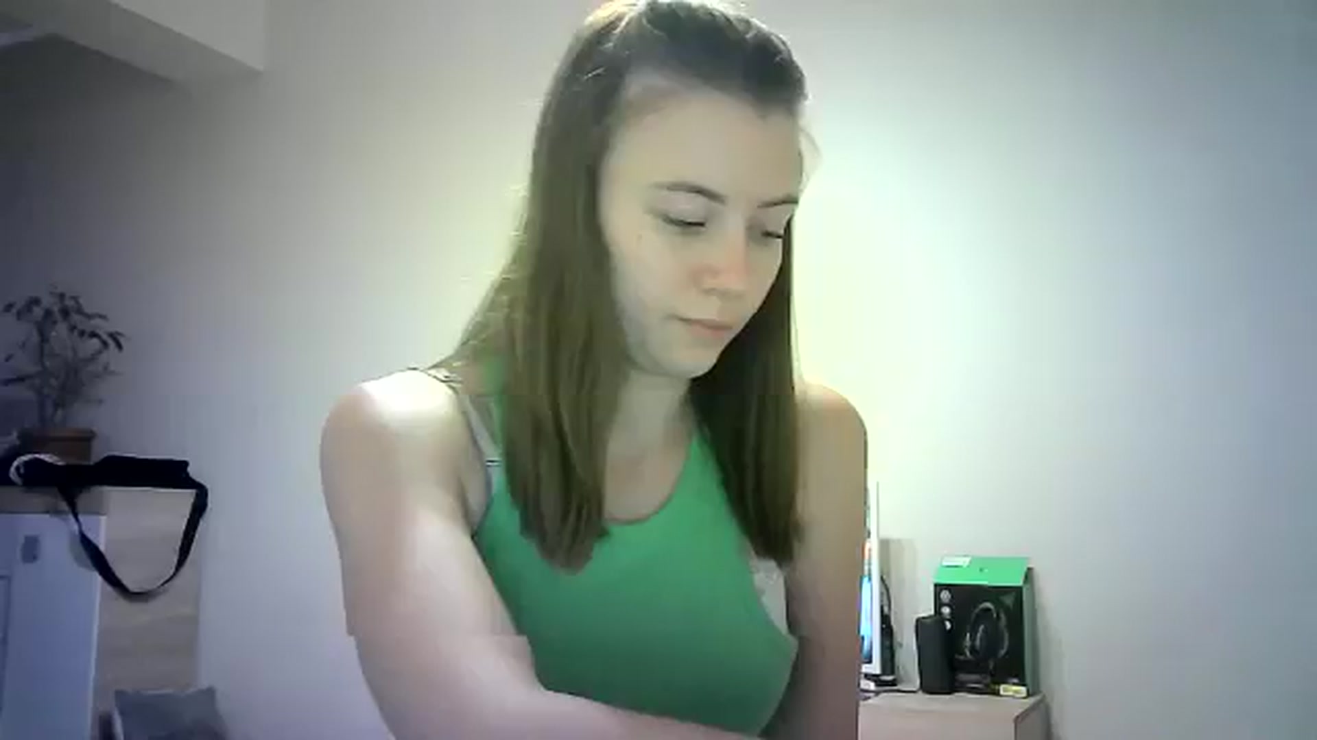 Gallery image thumbnail from Sulfate0's myfreecams stream on, 06/14/2024, 11:45 image 13 of 20