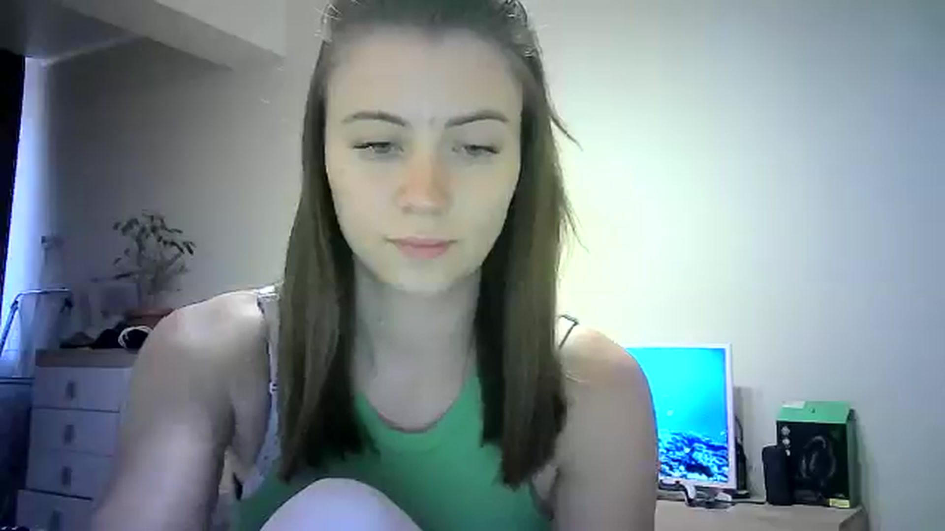 Gallery image thumbnail from Sulfate0's myfreecams stream on, 06/14/2024, 13:11 image 9 of 20