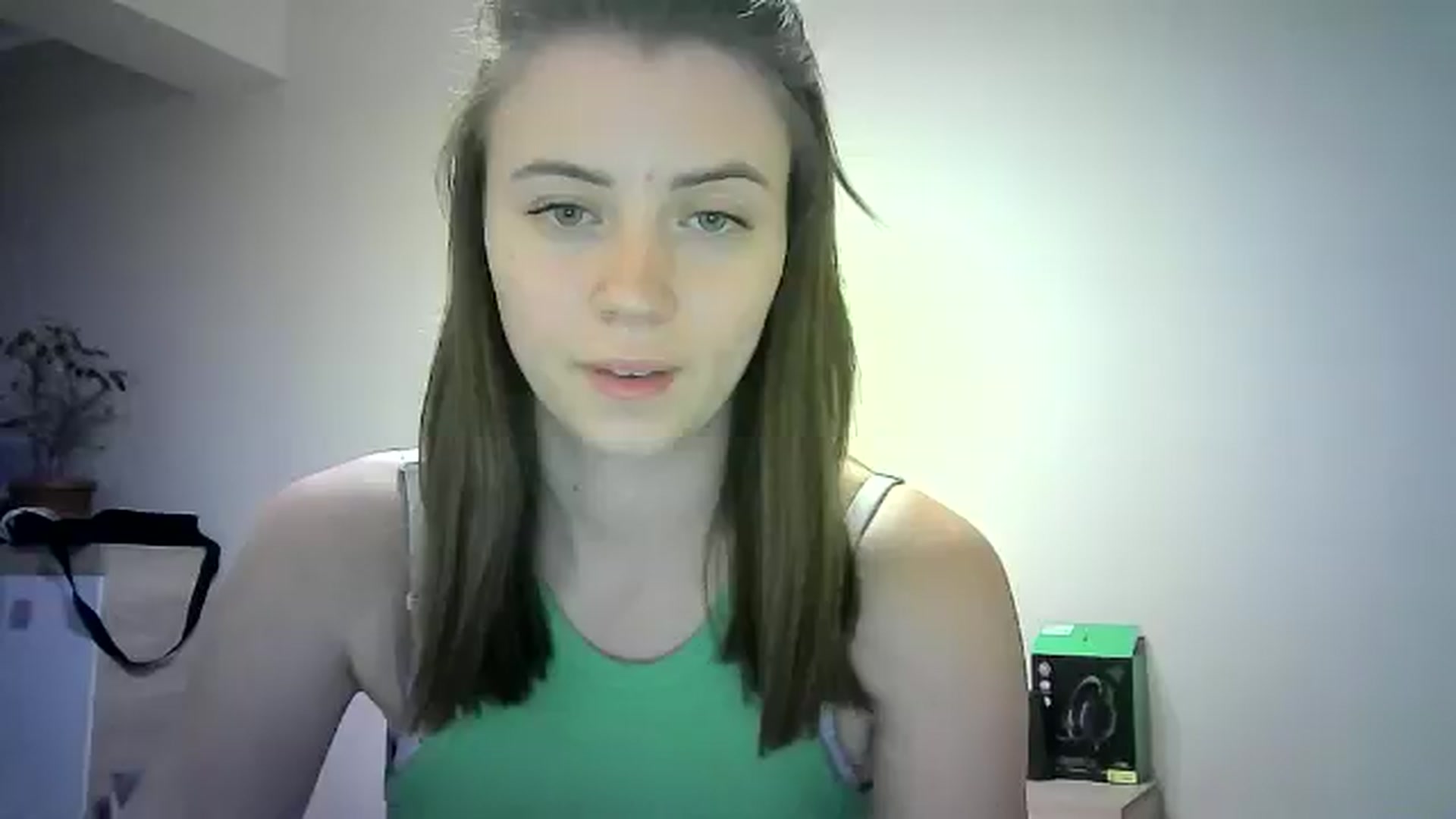 Gallery image thumbnail from Sulfate0's myfreecams stream on, 06/14/2024, 14:00 image 1 of 20