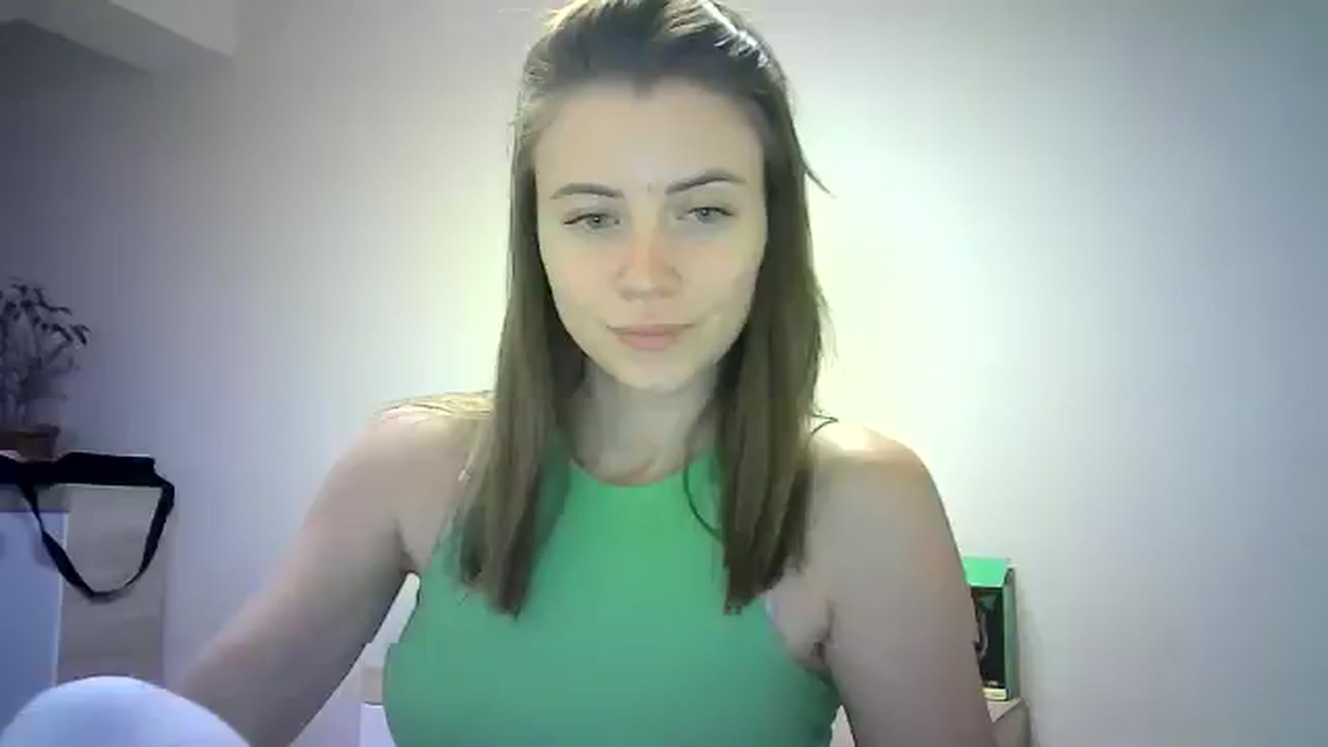 Gallery image thumbnail from Sulfate0's myfreecams stream on, 06/14/2024, 15:01 image 10 of 20