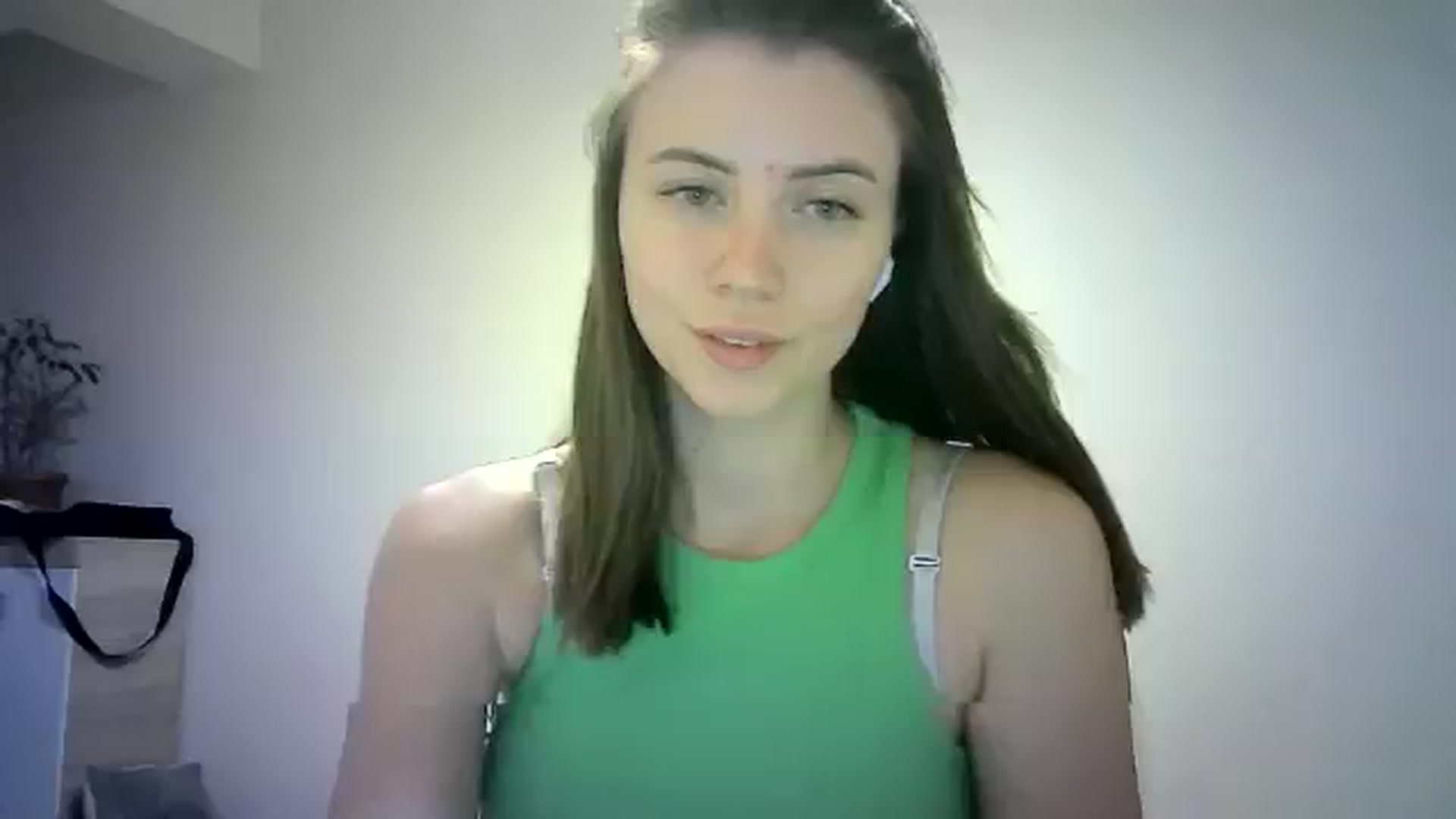 Gallery image thumbnail from Sulfate0's myfreecams stream on, 06/14/2024, 15:01 image 3 of 20