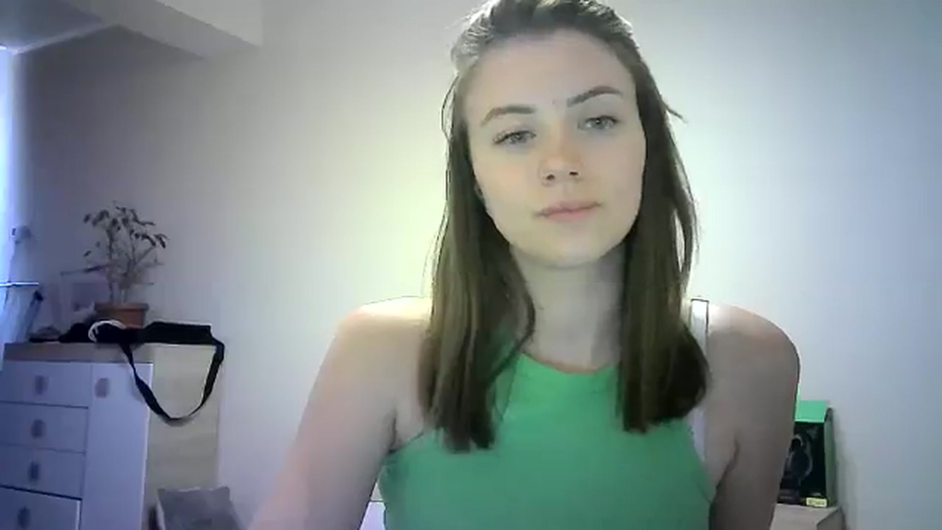 Gallery image thumbnail from Sulfate0's myfreecams stream on, 06/14/2024, 15:01 image 19 of 20