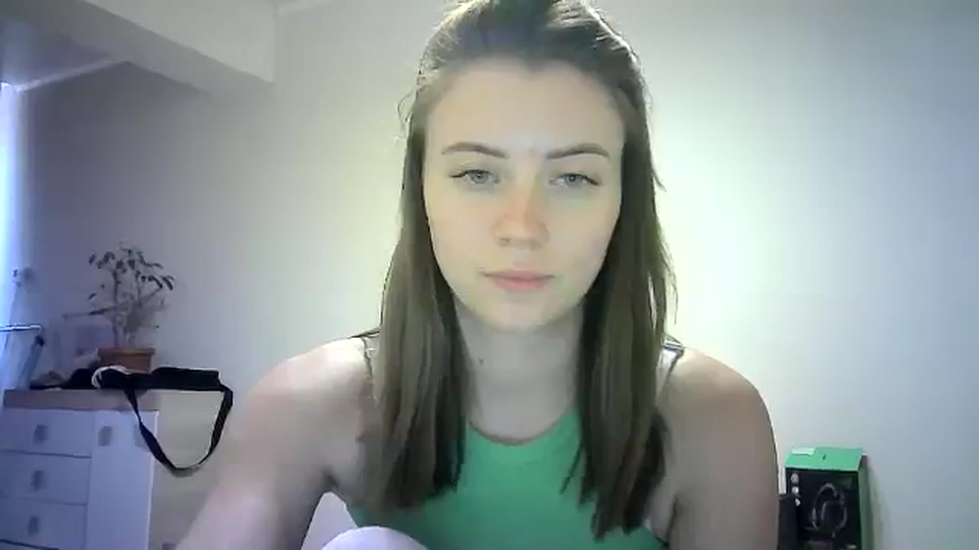 Gallery image thumbnail from Sulfate0's myfreecams stream on, 06/14/2024, 15:01 image 14 of 20
