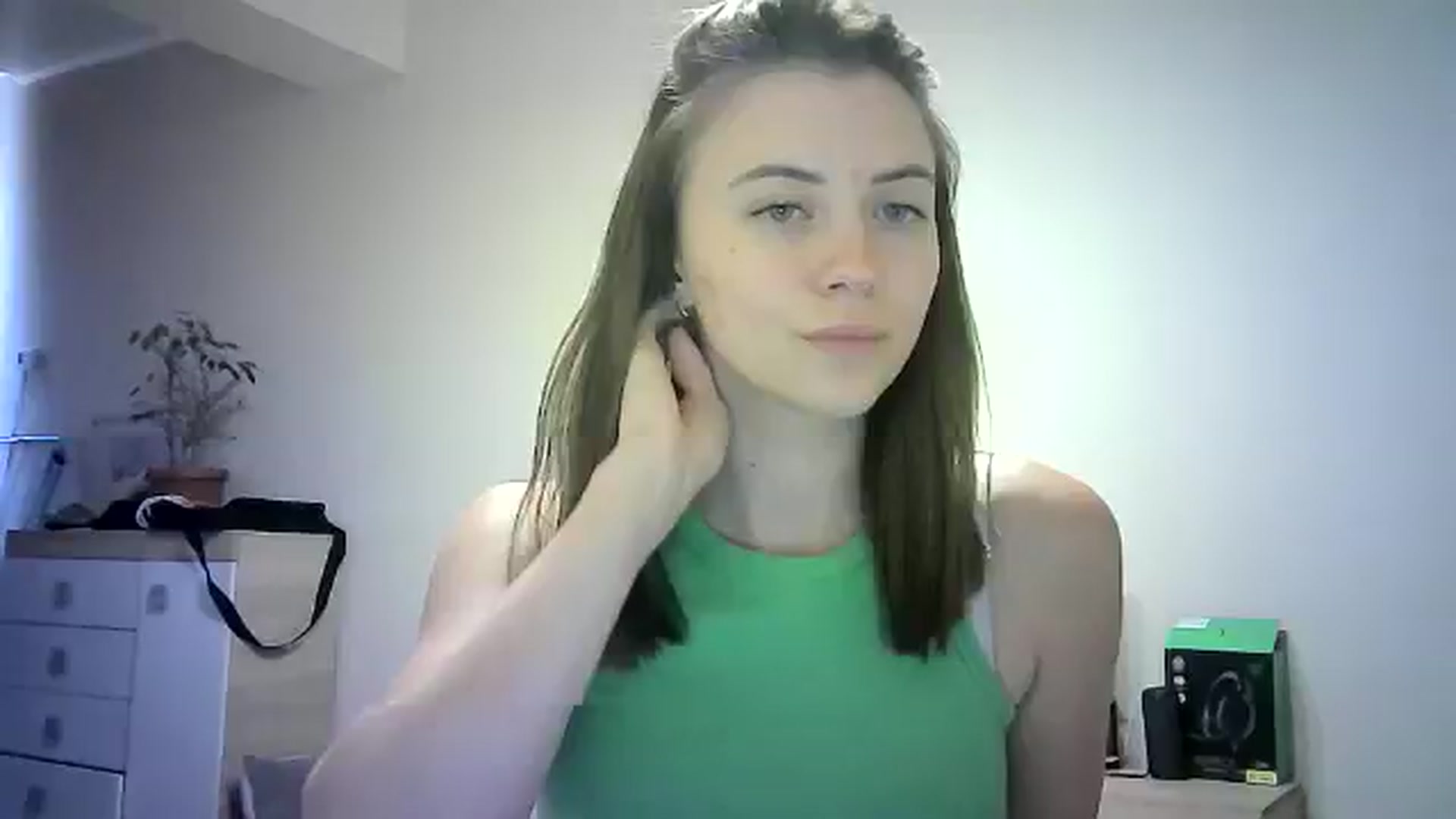 Gallery image thumbnail from Sulfate0's myfreecams stream on, 06/14/2024, 15:01 image 20 of 20