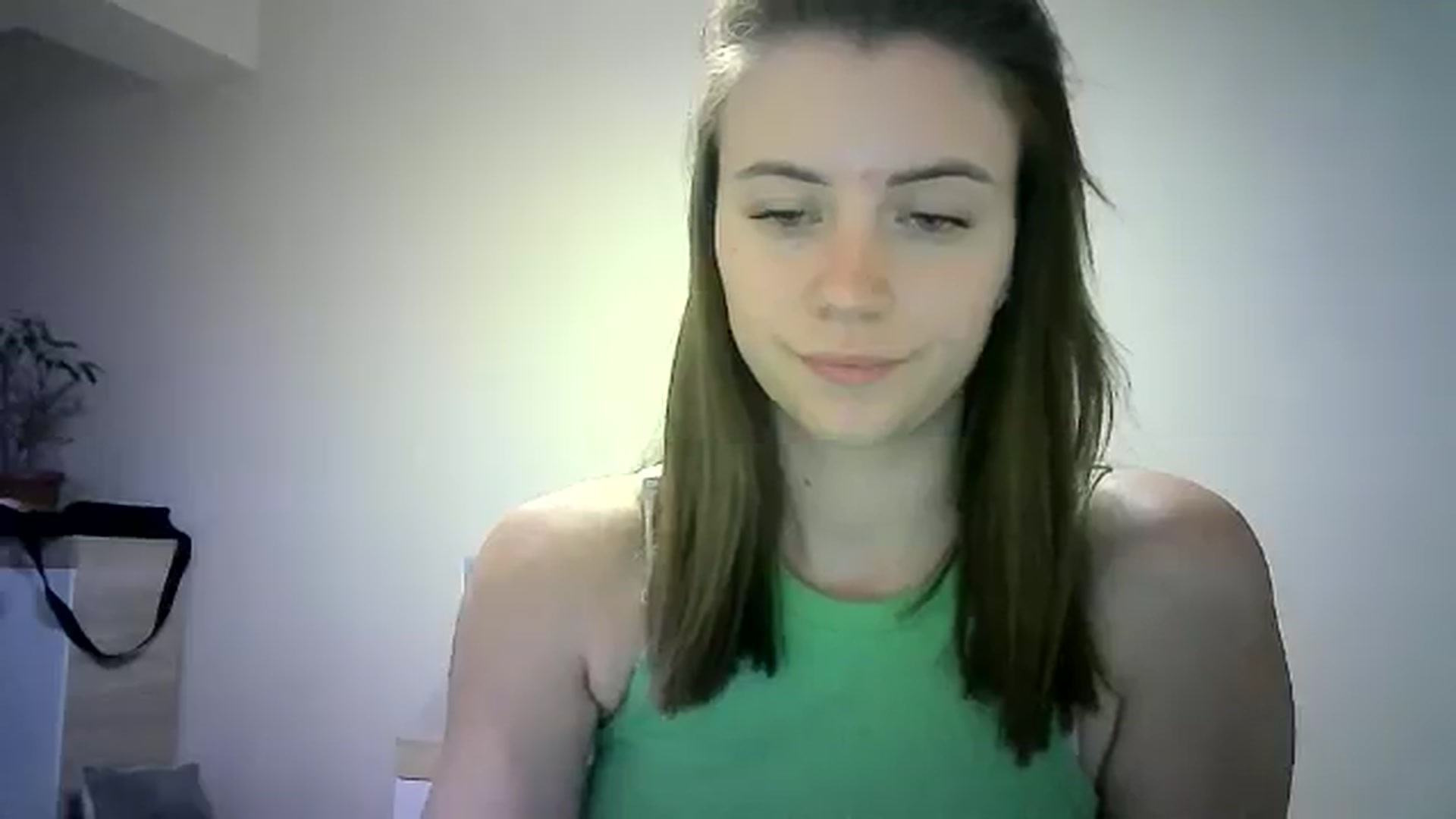 Gallery image thumbnail from Sulfate0's myfreecams stream on, 06/14/2024, 15:01 image 4 of 20