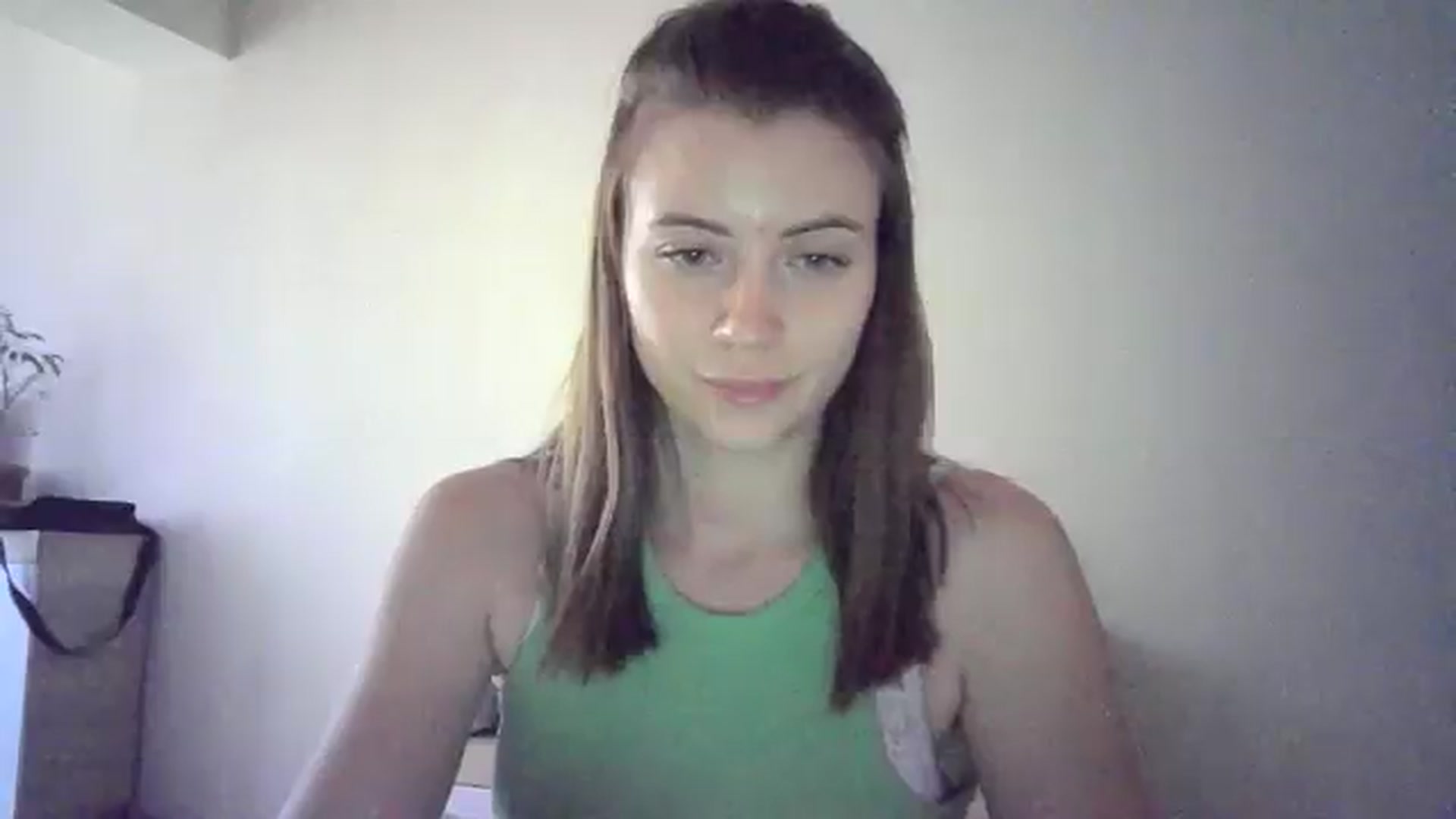 Gallery image thumbnail from Sulfate0's myfreecams stream on, 06/14/2024, 15:26 image 10 of 20