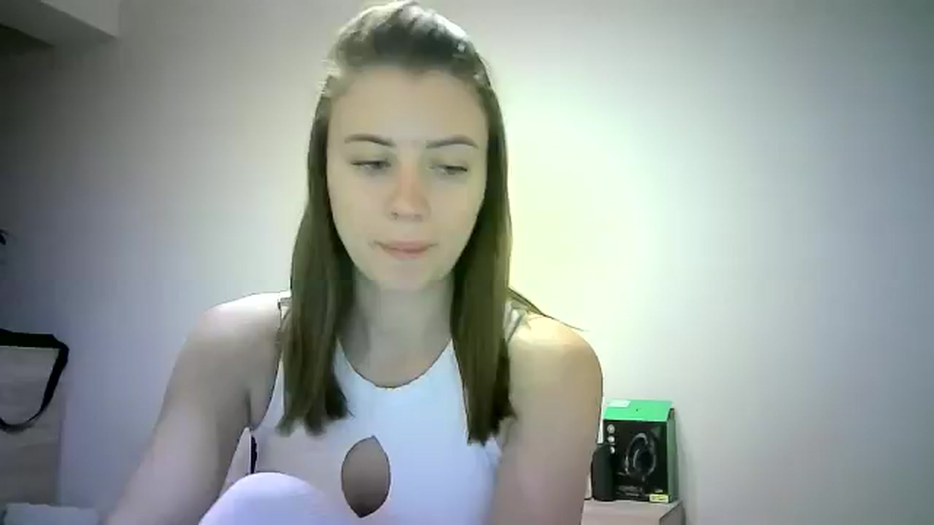 Gallery image thumbnail from Sulfate0's myfreecams stream on, 06/15/2024, 08:41 image 4 of 20