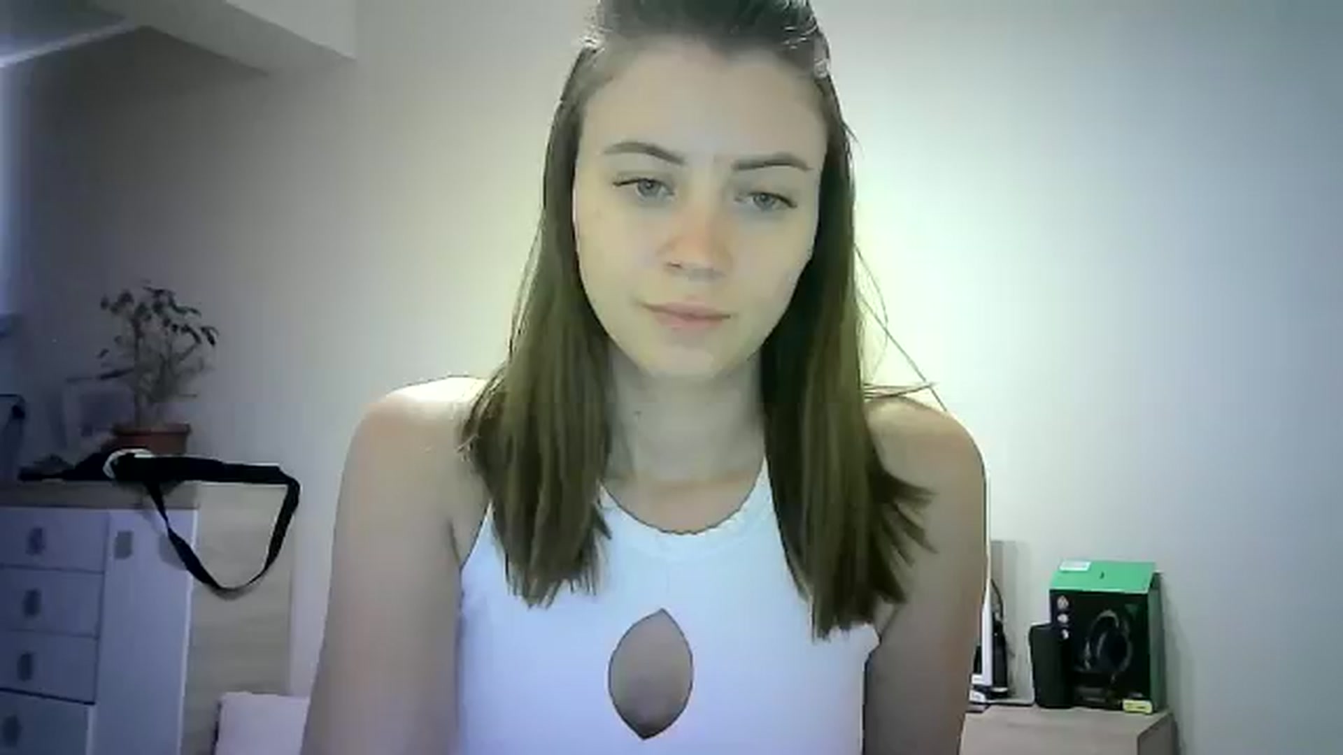 Gallery image thumbnail from Sulfate0's myfreecams stream on, 06/15/2024, 08:56 image 16 of 20