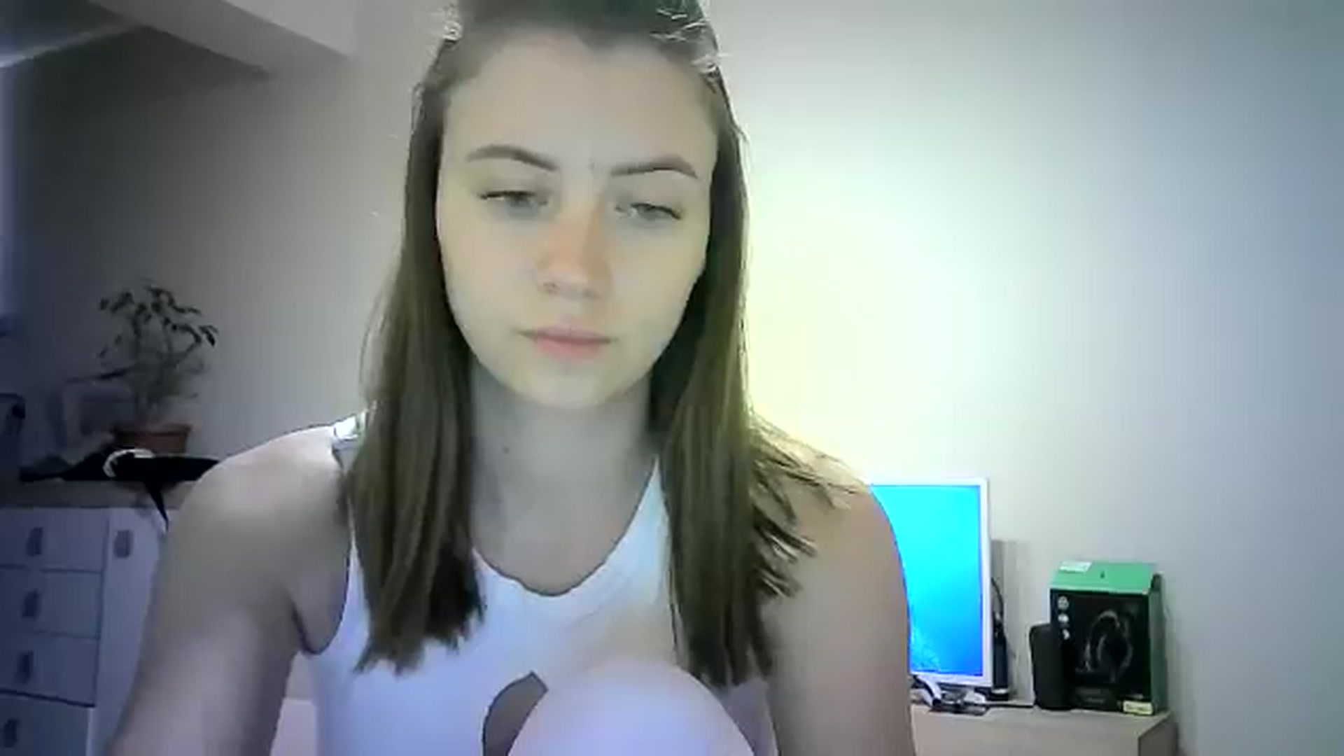Gallery image thumbnail from Sulfate0's myfreecams stream on, 06/15/2024, 08:56 image 7 of 20