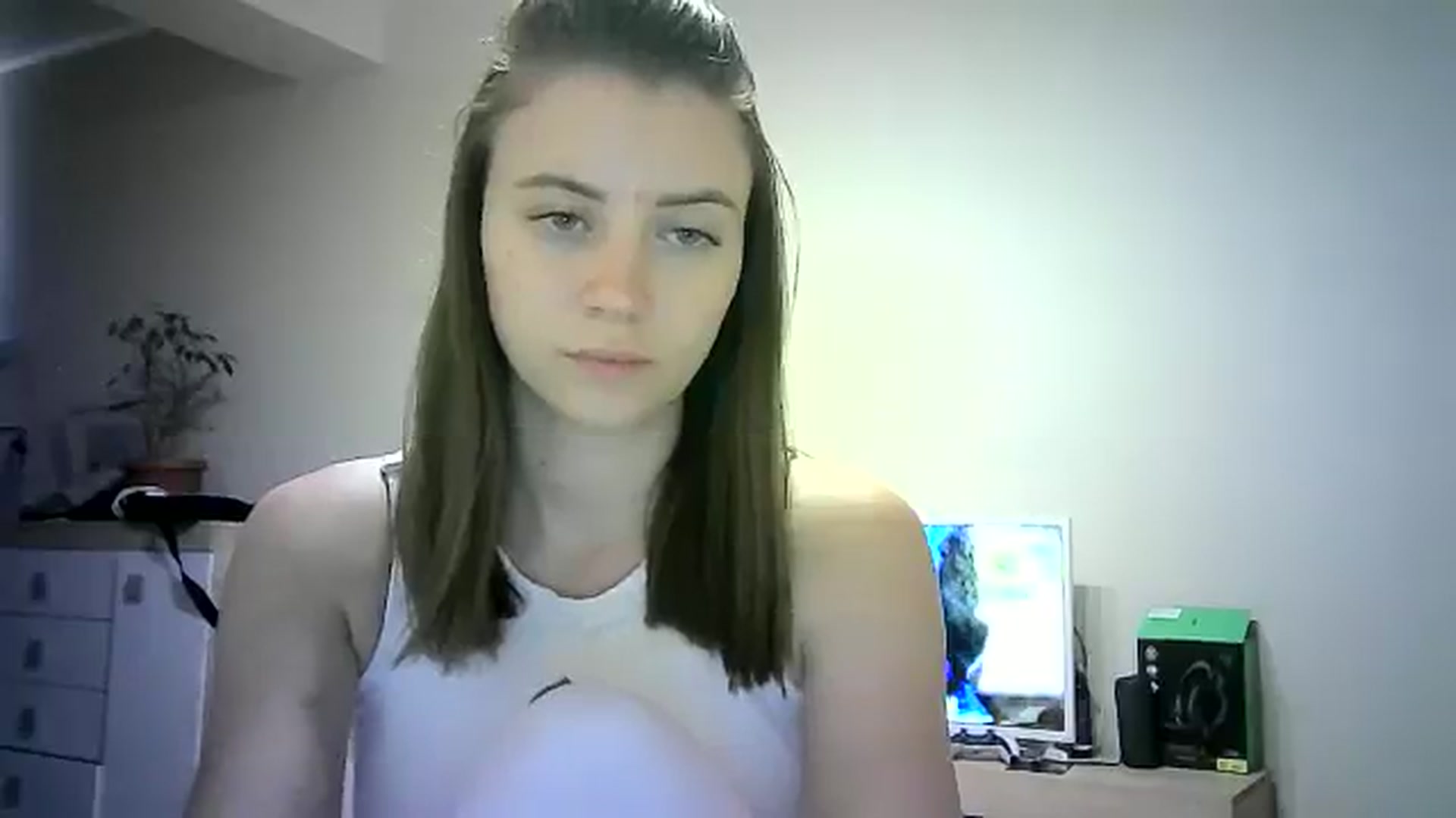 Gallery image thumbnail from Sulfate0's myfreecams stream on, 06/15/2024, 08:56 image 2 of 20