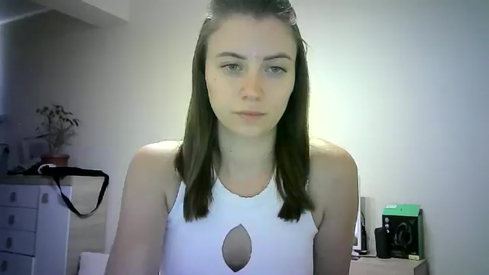 Gallery image thumbnail from Sulfate0's myfreecams stream on, 06/15/2024, 08:56 image 18 of 20