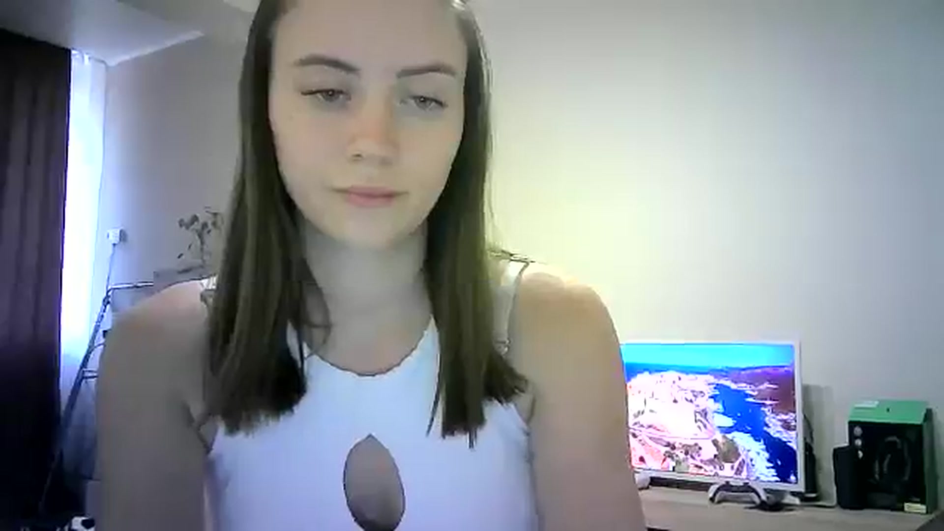 Gallery image thumbnail from Sulfate0's myfreecams stream on, 06/15/2024, 14:38 image 18 of 20
