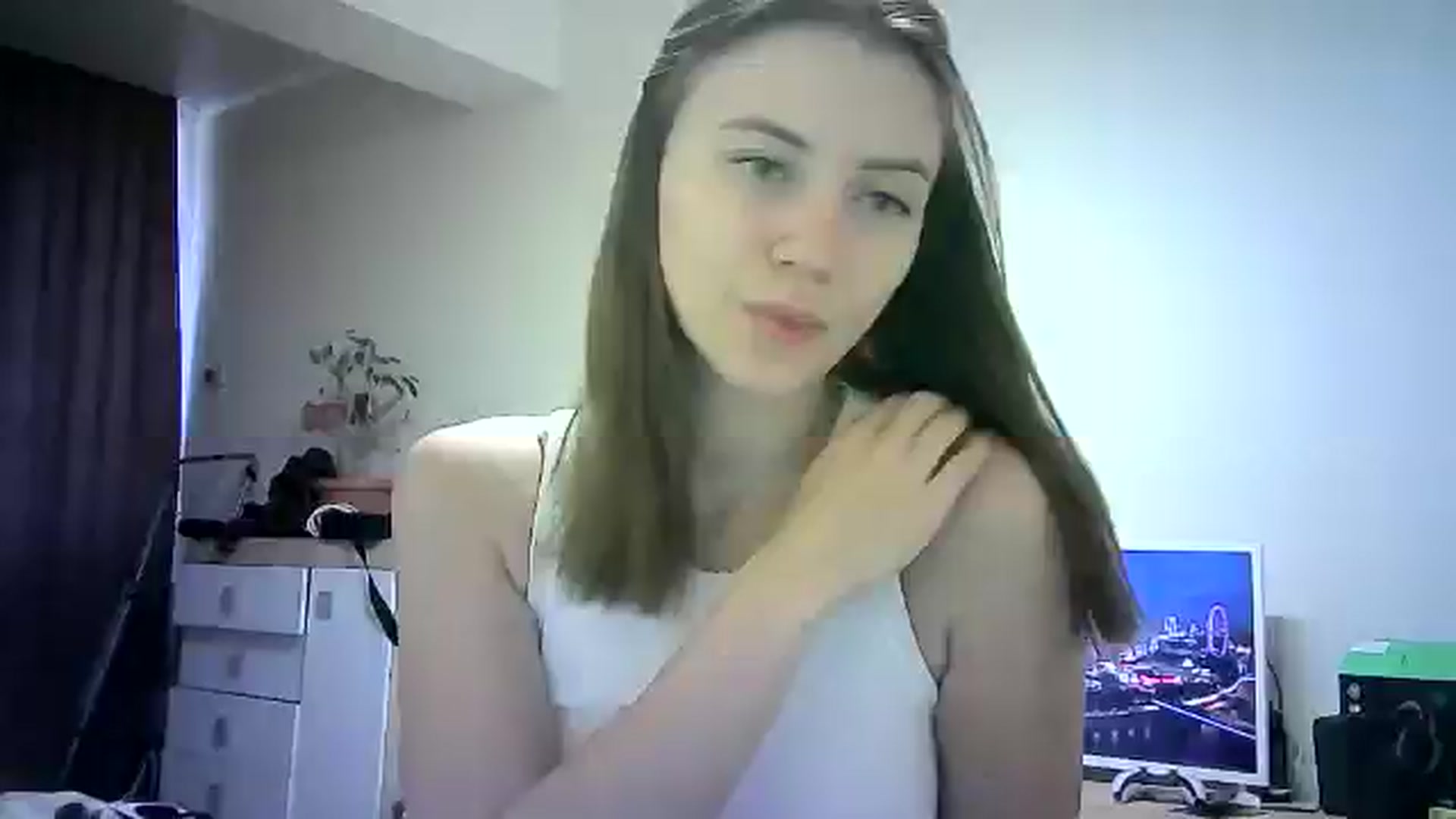 Gallery image thumbnail from Sulfate0's myfreecams stream on, 06/16/2024, 08:32 image 9 of 20