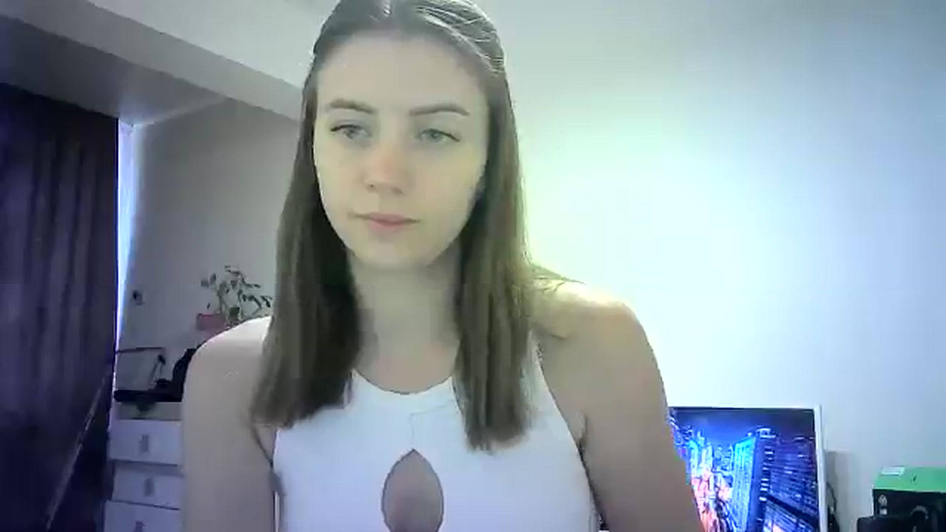 Gallery image thumbnail from Sulfate0's myfreecams stream on, 06/16/2024, 08:32 image 18 of 20