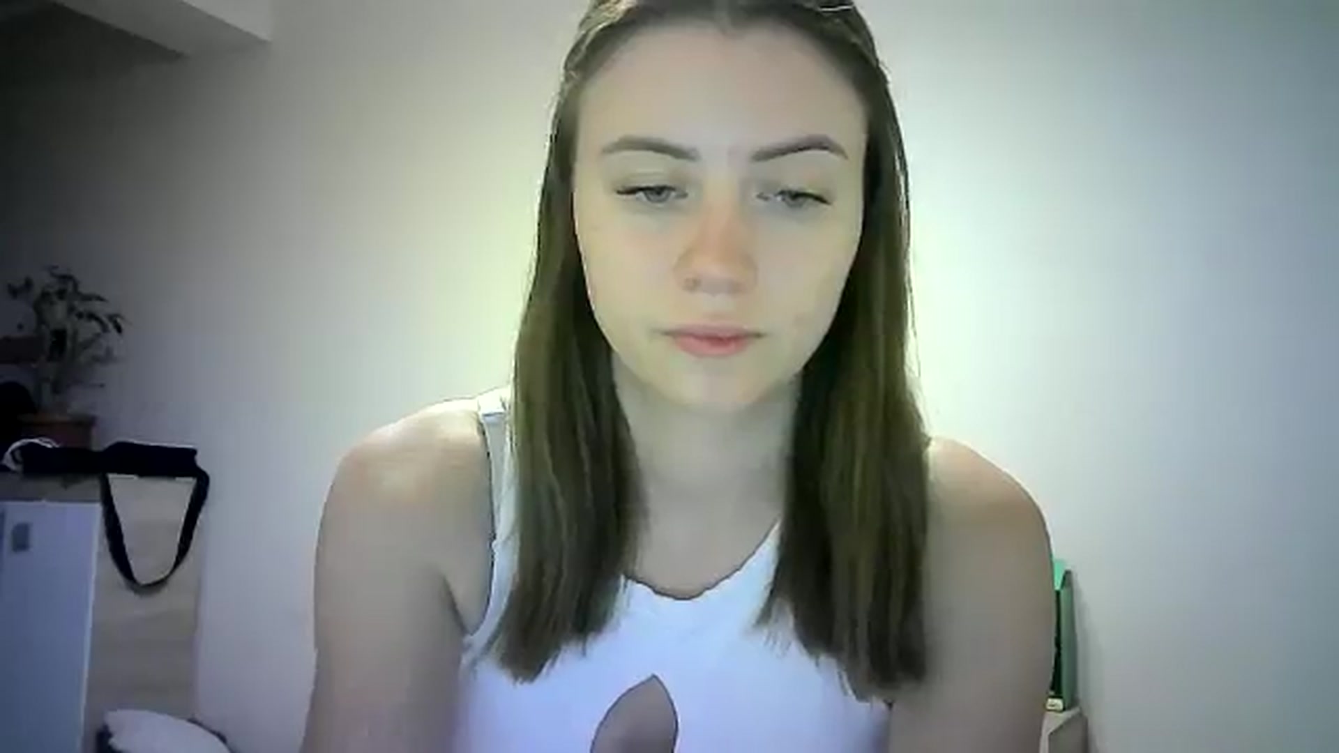 Gallery image thumbnail from Sulfate0's myfreecams stream on, 06/16/2024, 09:14 image 6 of 20