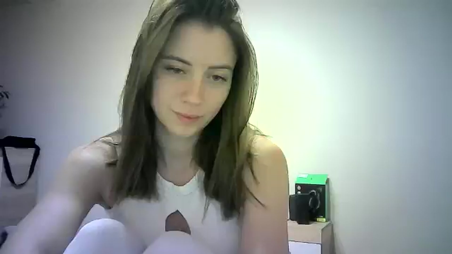 Gallery image thumbnail from Sulfate0's myfreecams stream on, 06/16/2024, 11:14 image 18 of 20