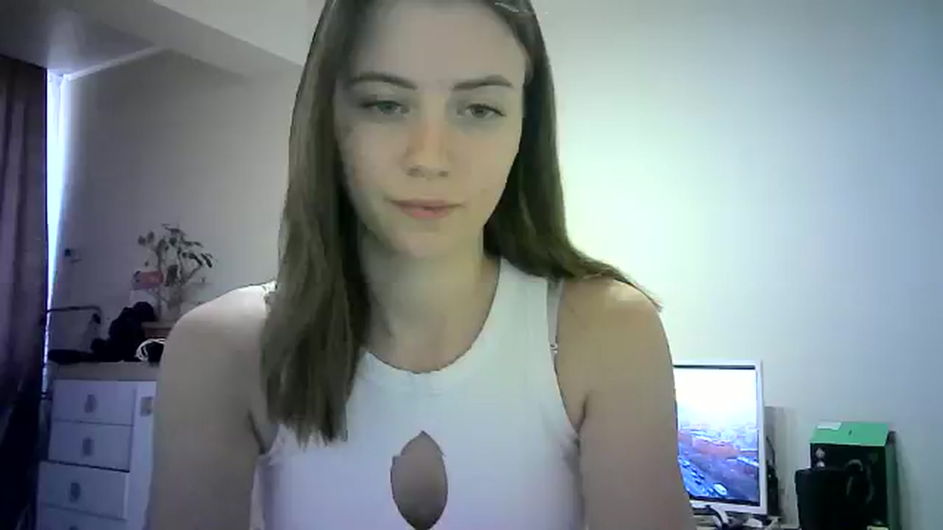 Gallery image thumbnail from Sulfate0's myfreecams stream on, 06/16/2024, 11:14 image 3 of 20