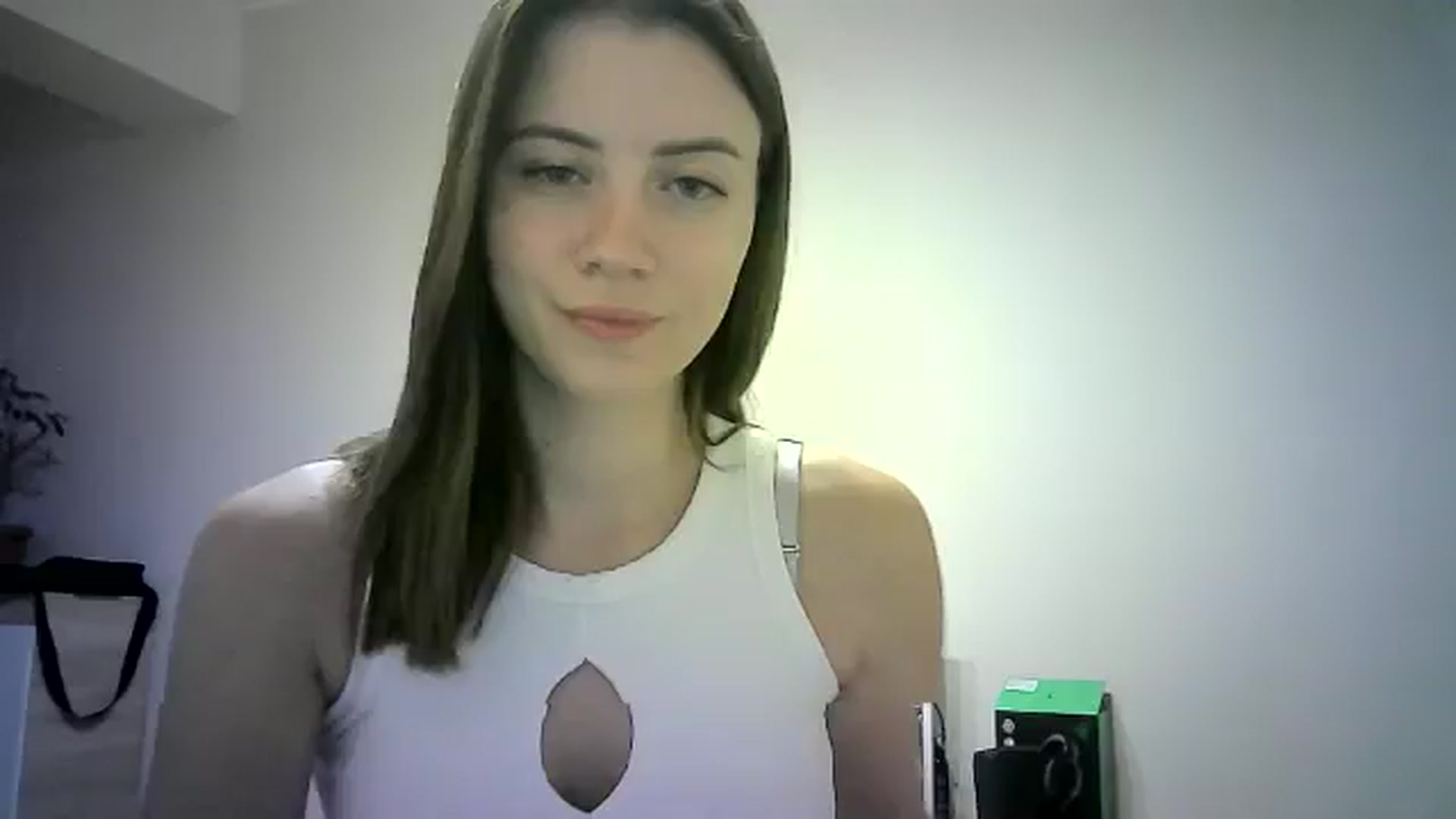 Gallery image thumbnail from Sulfate0's myfreecams stream on, 06/16/2024, 11:14 image 12 of 20