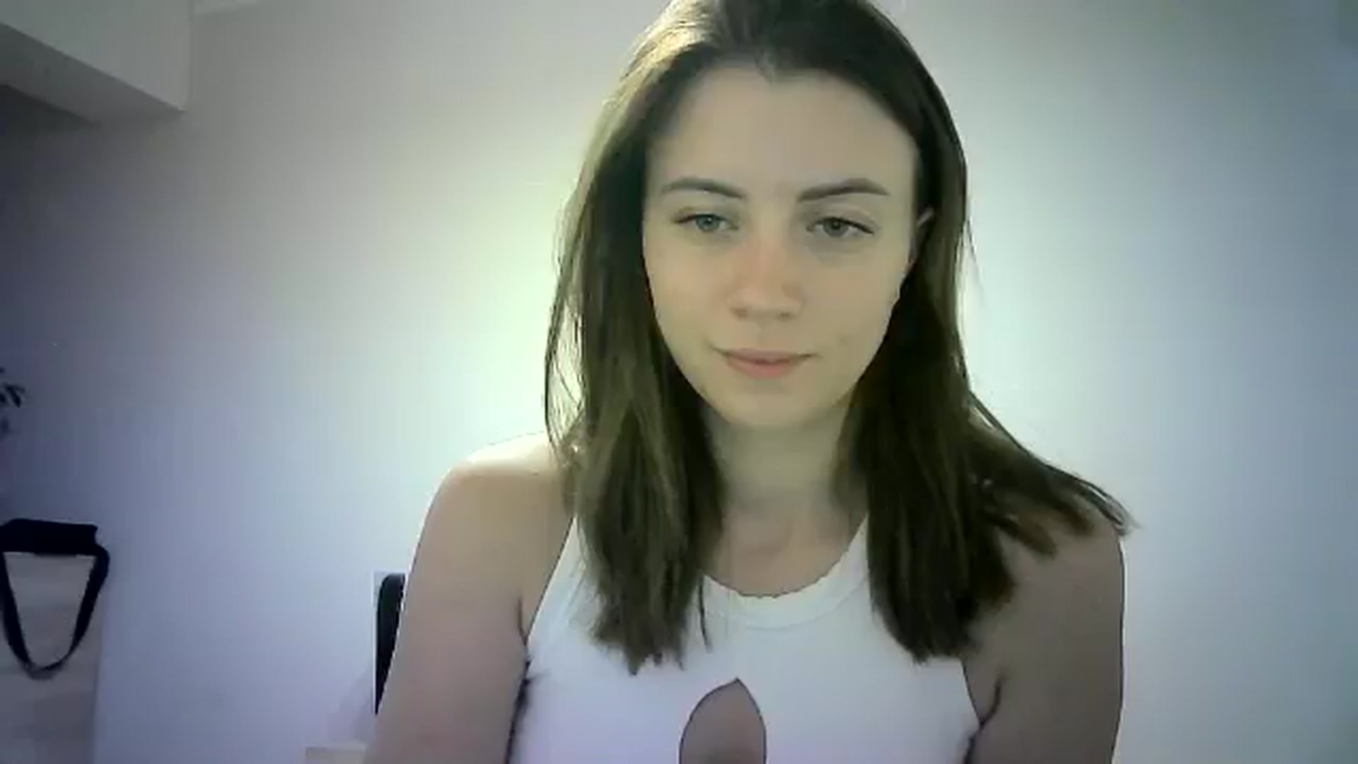 Gallery image thumbnail from Sulfate0's myfreecams stream on, 06/16/2024, 11:14 image 16 of 20