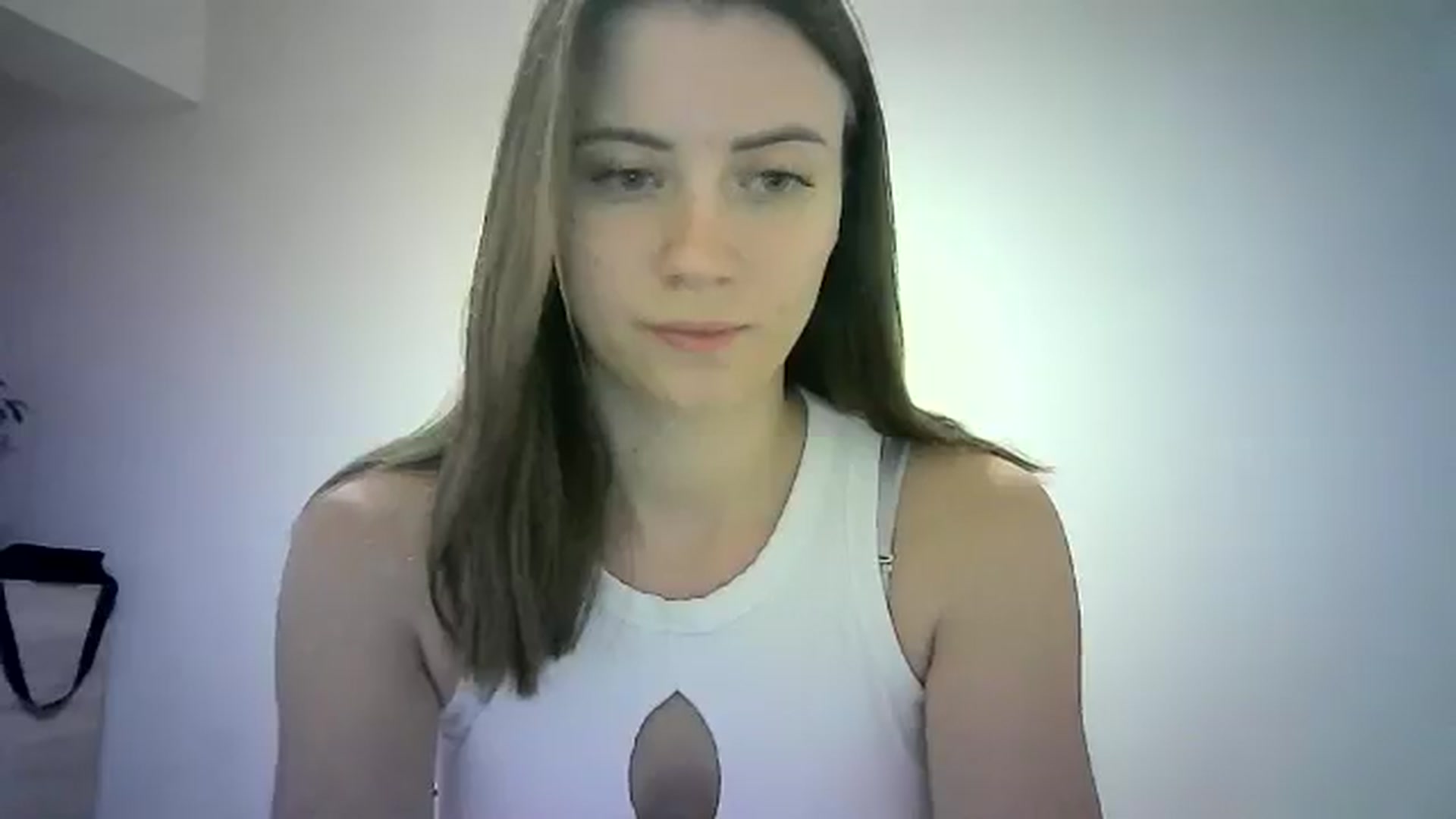 Gallery image thumbnail from Sulfate0's myfreecams stream on, 06/16/2024, 11:14 image 7 of 20