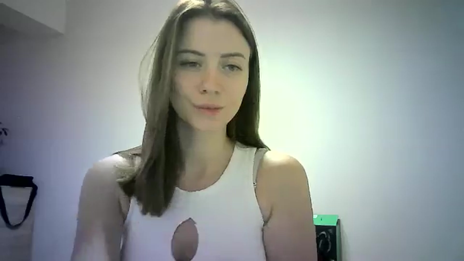 Gallery image thumbnail from Sulfate0's myfreecams stream on, 06/16/2024, 11:14 image 8 of 20