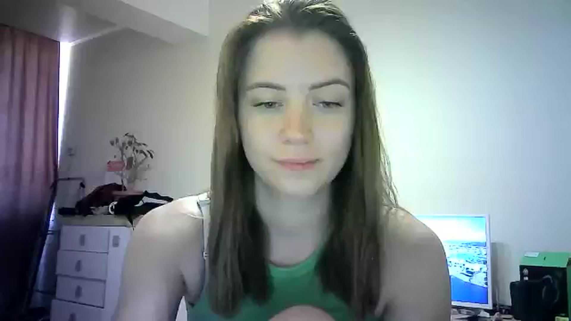 Gallery image thumbnail from Sulfate0's myfreecams stream on, 06/17/2024, 09:35 image 20 of 20