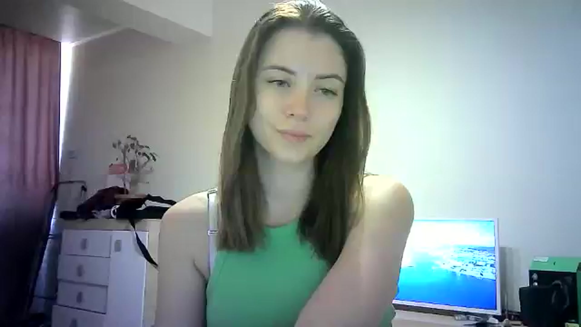 Gallery image thumbnail from Sulfate0's myfreecams stream on, 06/17/2024, 09:35 image 15 of 20