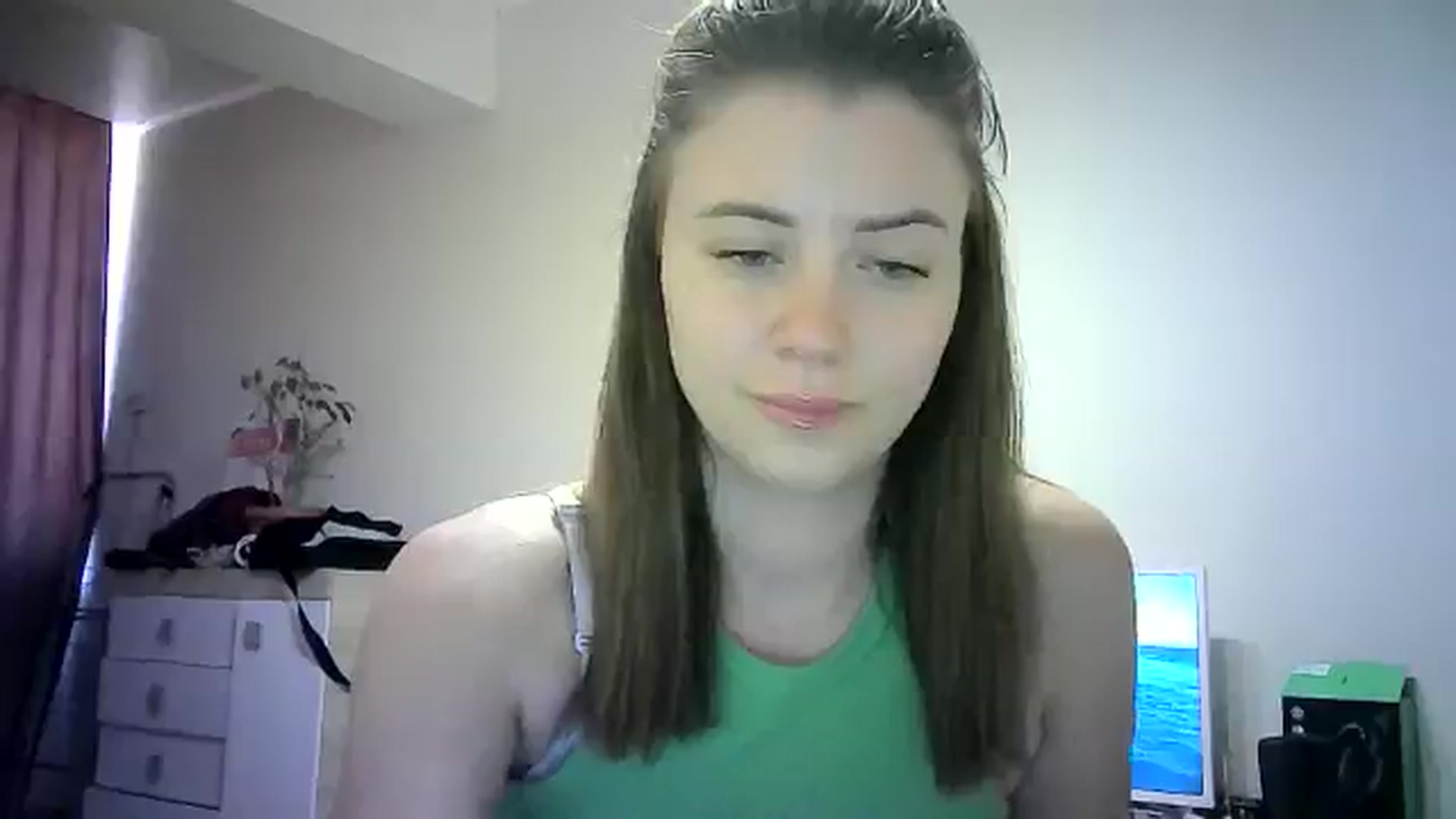 Gallery image thumbnail from Sulfate0's myfreecams stream on, 06/17/2024, 10:14 image 9 of 20