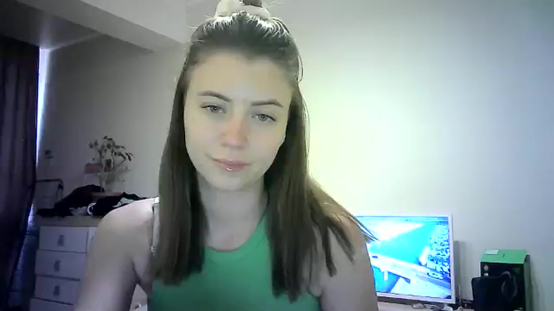 Gallery image thumbnail from Sulfate0's myfreecams stream on, 06/17/2024, 10:14 image 20 of 20