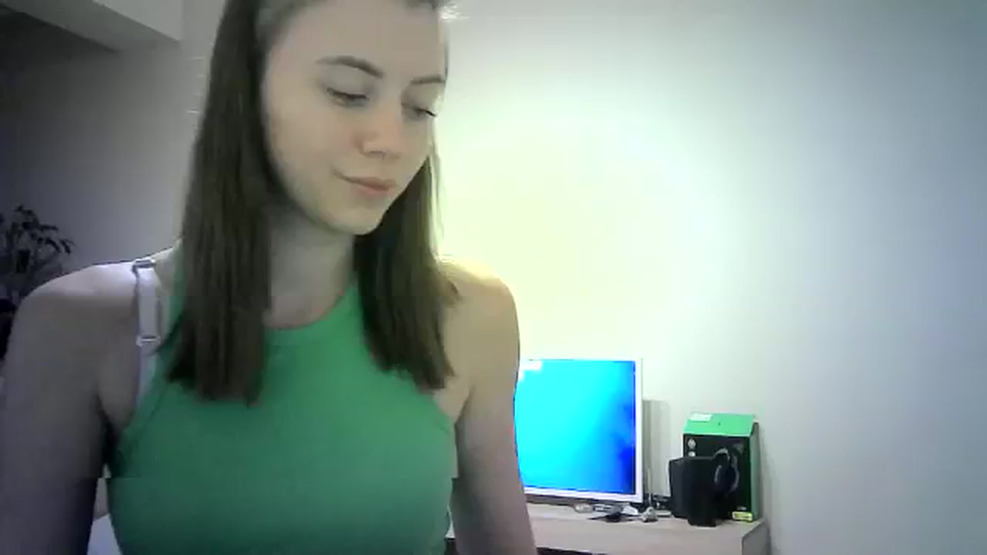 Gallery image thumbnail from Sulfate0's myfreecams stream on, 06/17/2024, 10:47 image 16 of 20