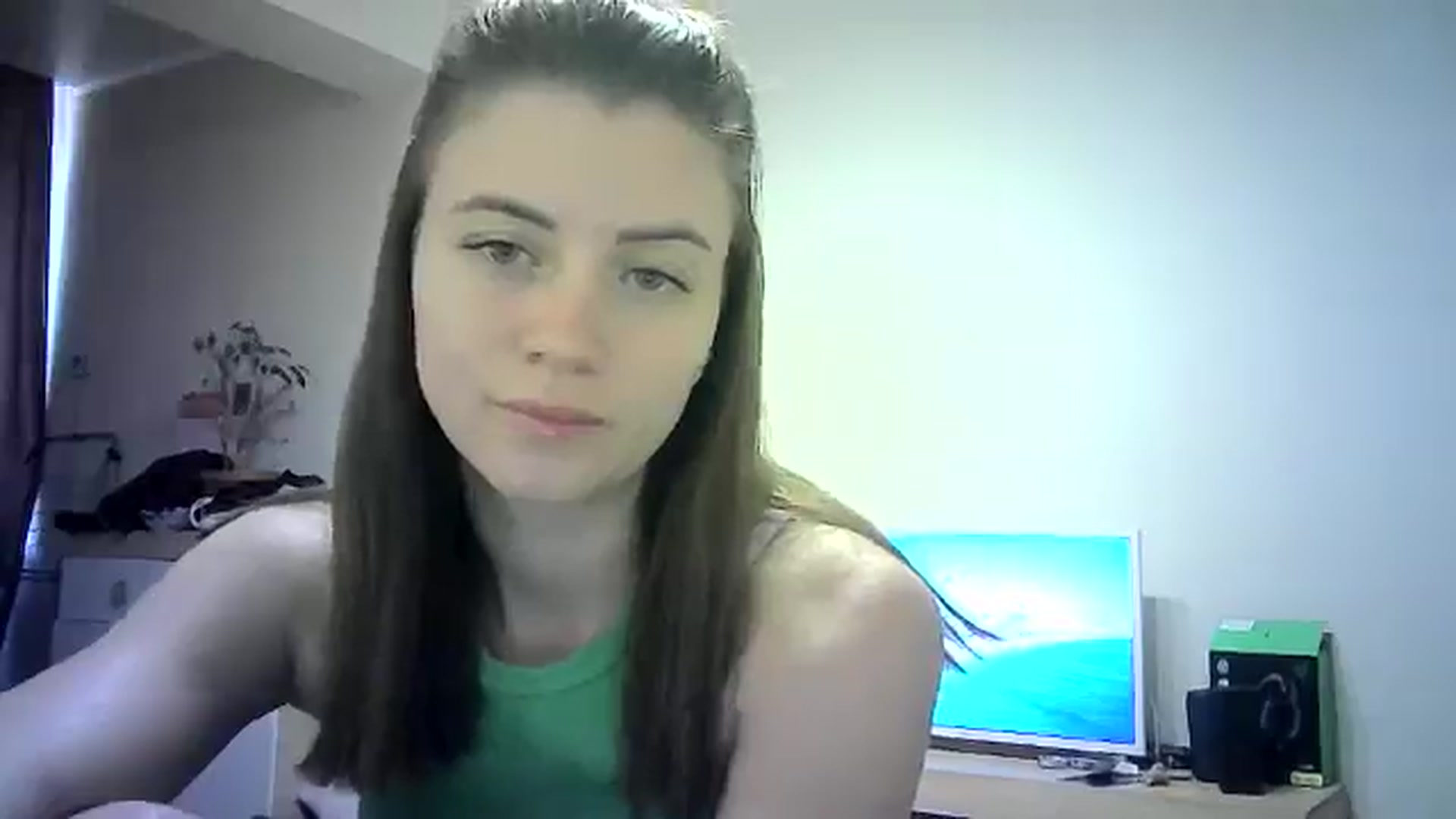 Gallery image thumbnail from Sulfate0's myfreecams stream on, 06/17/2024, 10:47 image 19 of 20