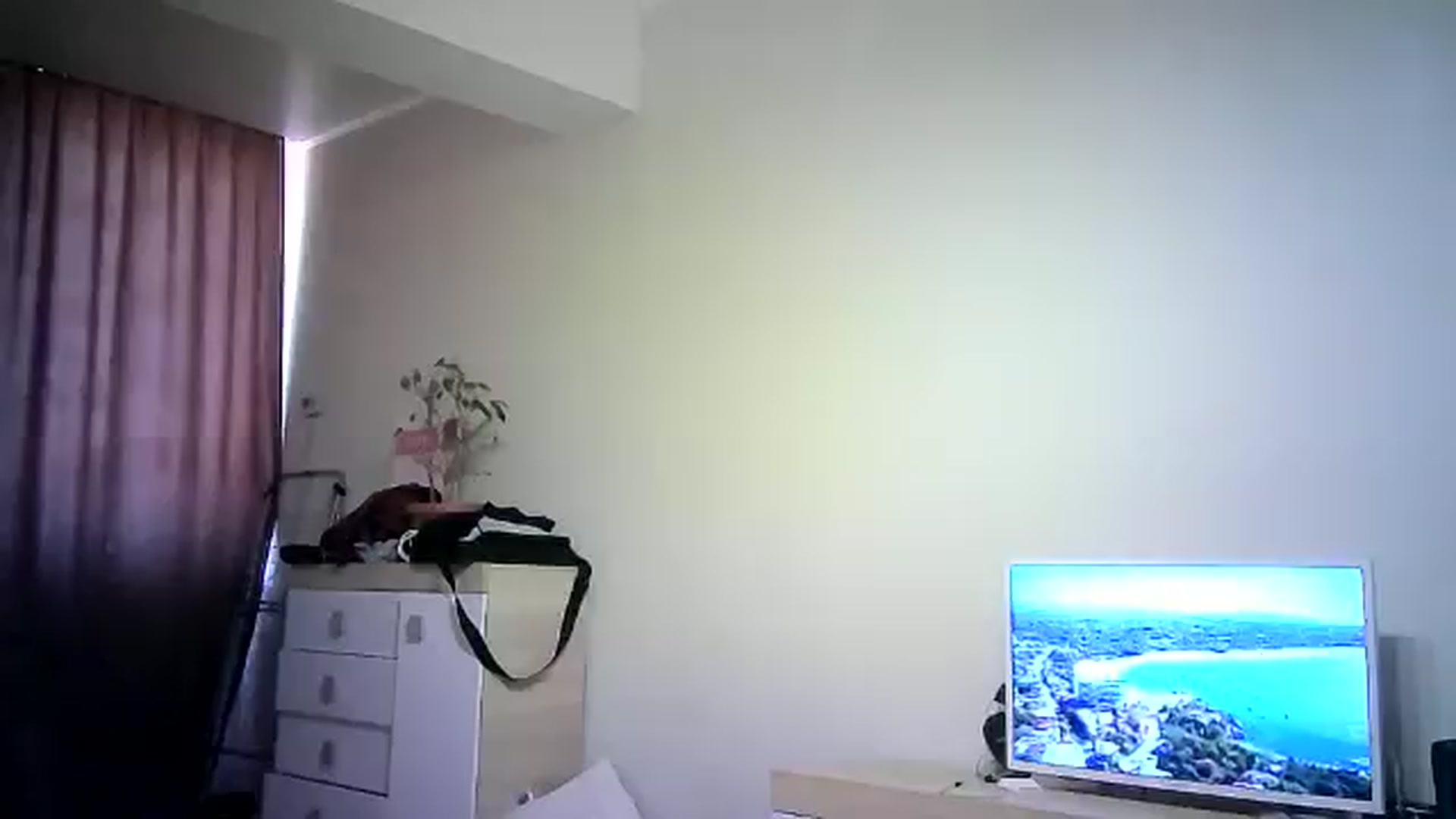 Gallery image thumbnail from Sulfate0's myfreecams stream on, 06/17/2024, 11:37 image 7 of 20
