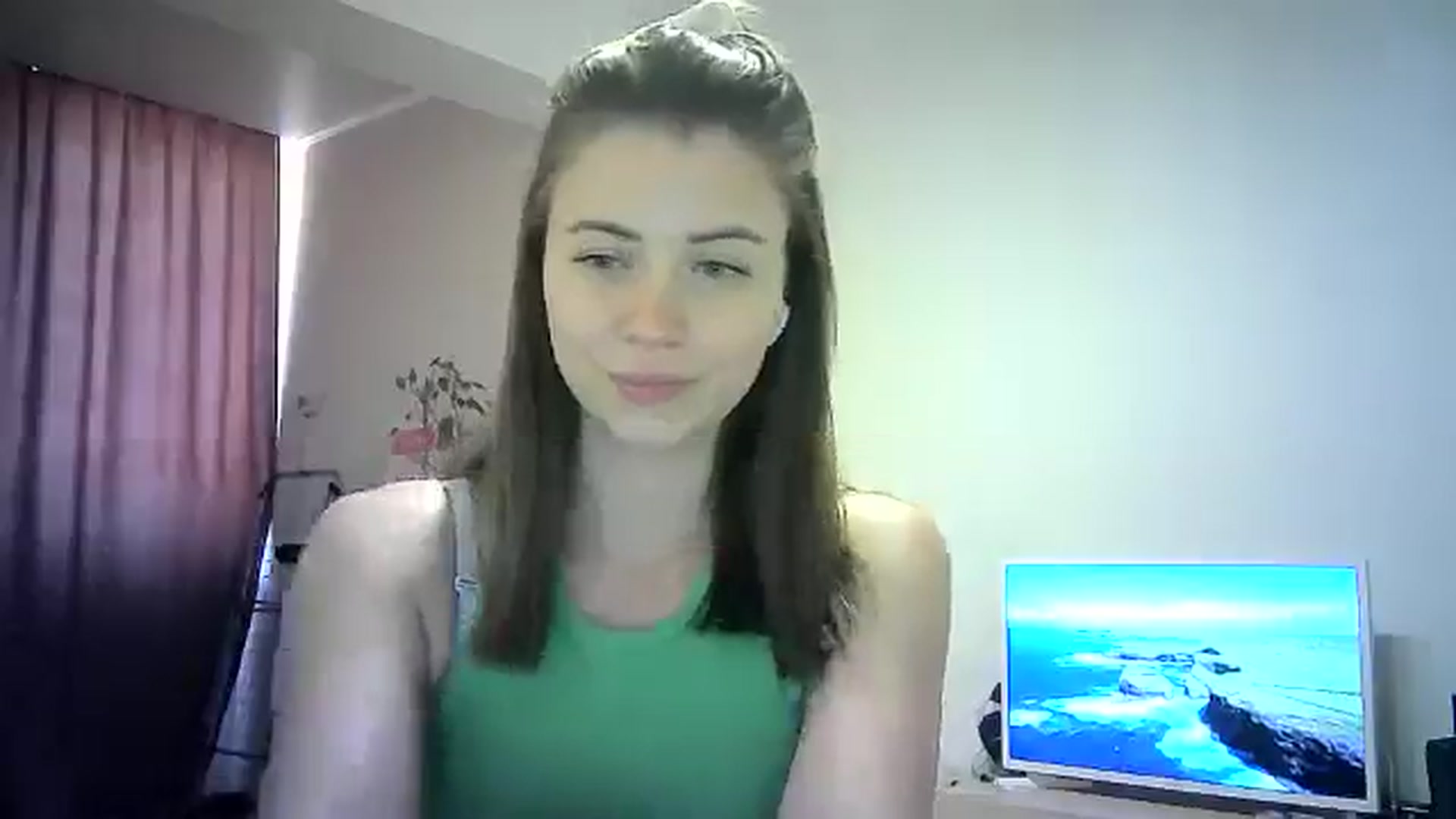 Gallery image thumbnail from Sulfate0's myfreecams stream on, 06/17/2024, 11:37 image 9 of 20