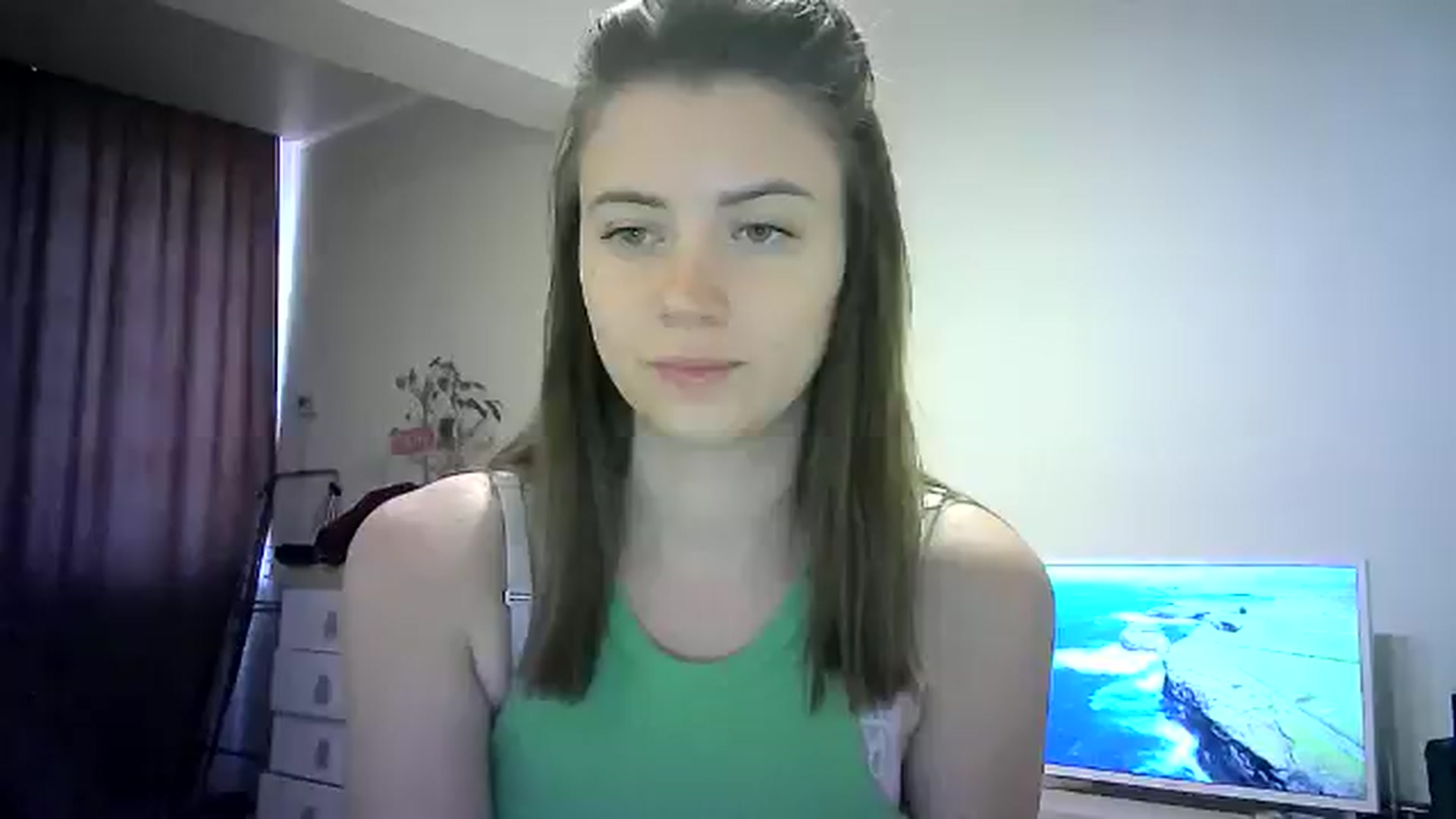 Gallery image thumbnail from Sulfate0's myfreecams stream on, 06/17/2024, 11:37 image 8 of 20